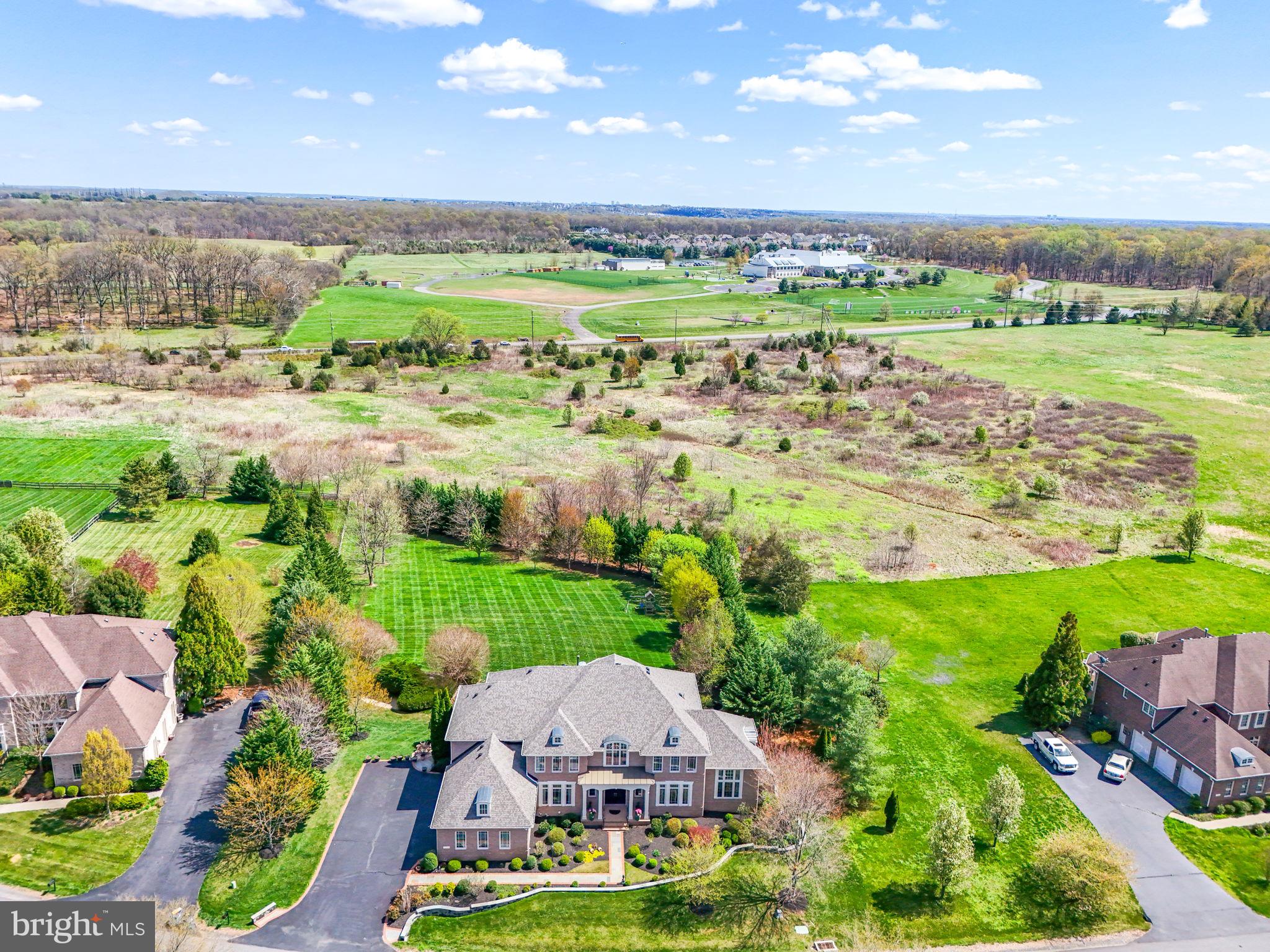 RED CEDAR WEST - Residential