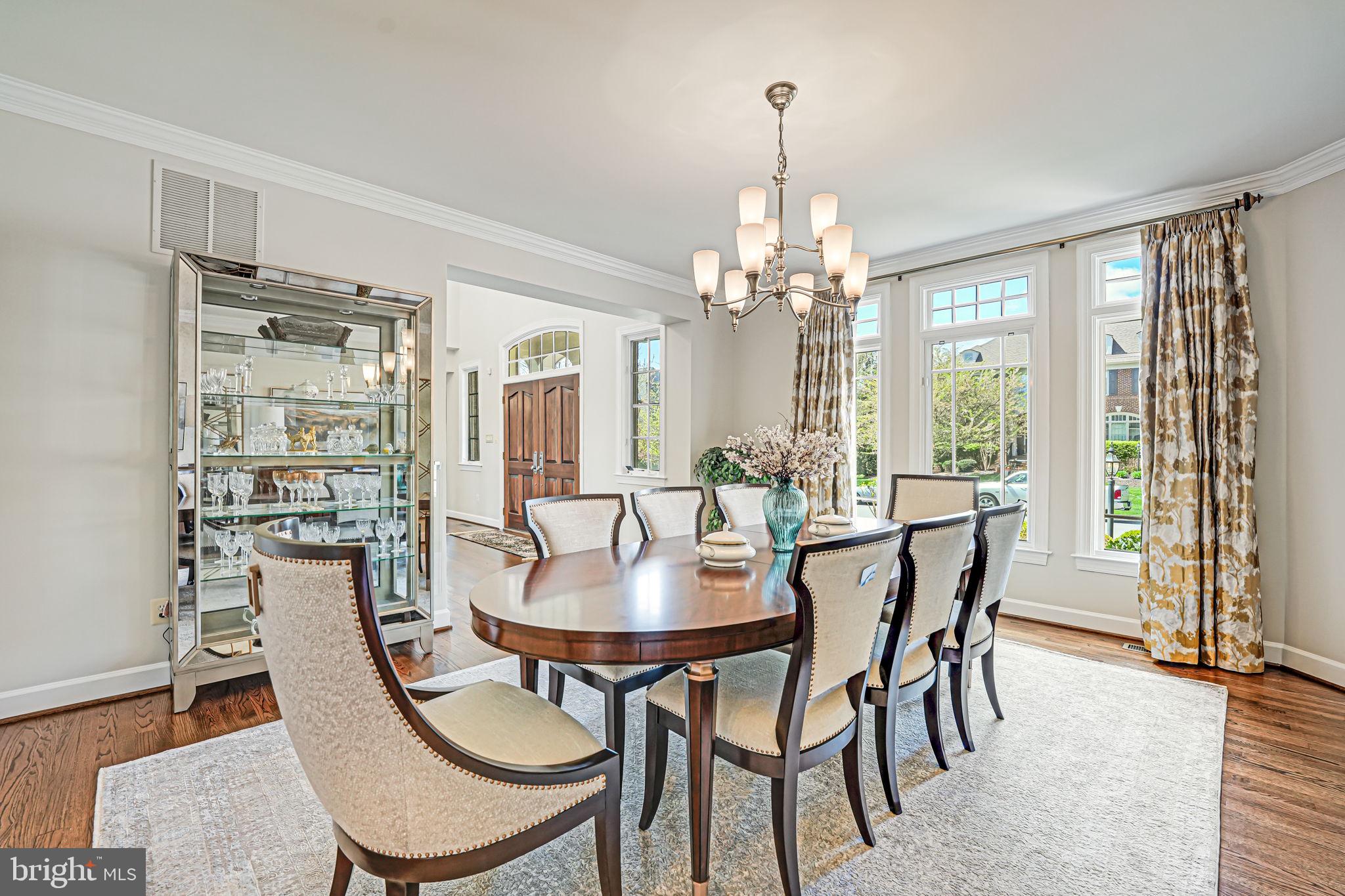 RED CEDAR WEST - Residential