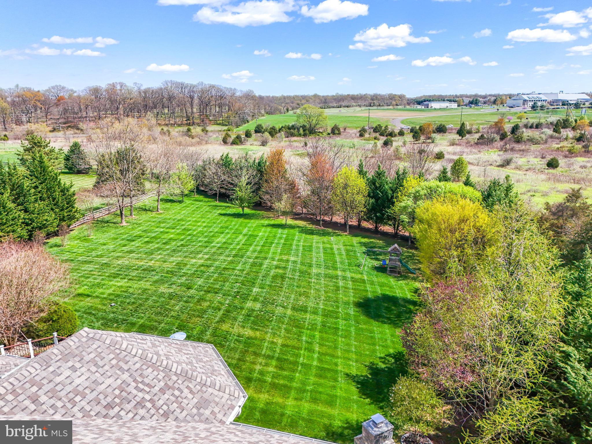 RED CEDAR WEST - Residential