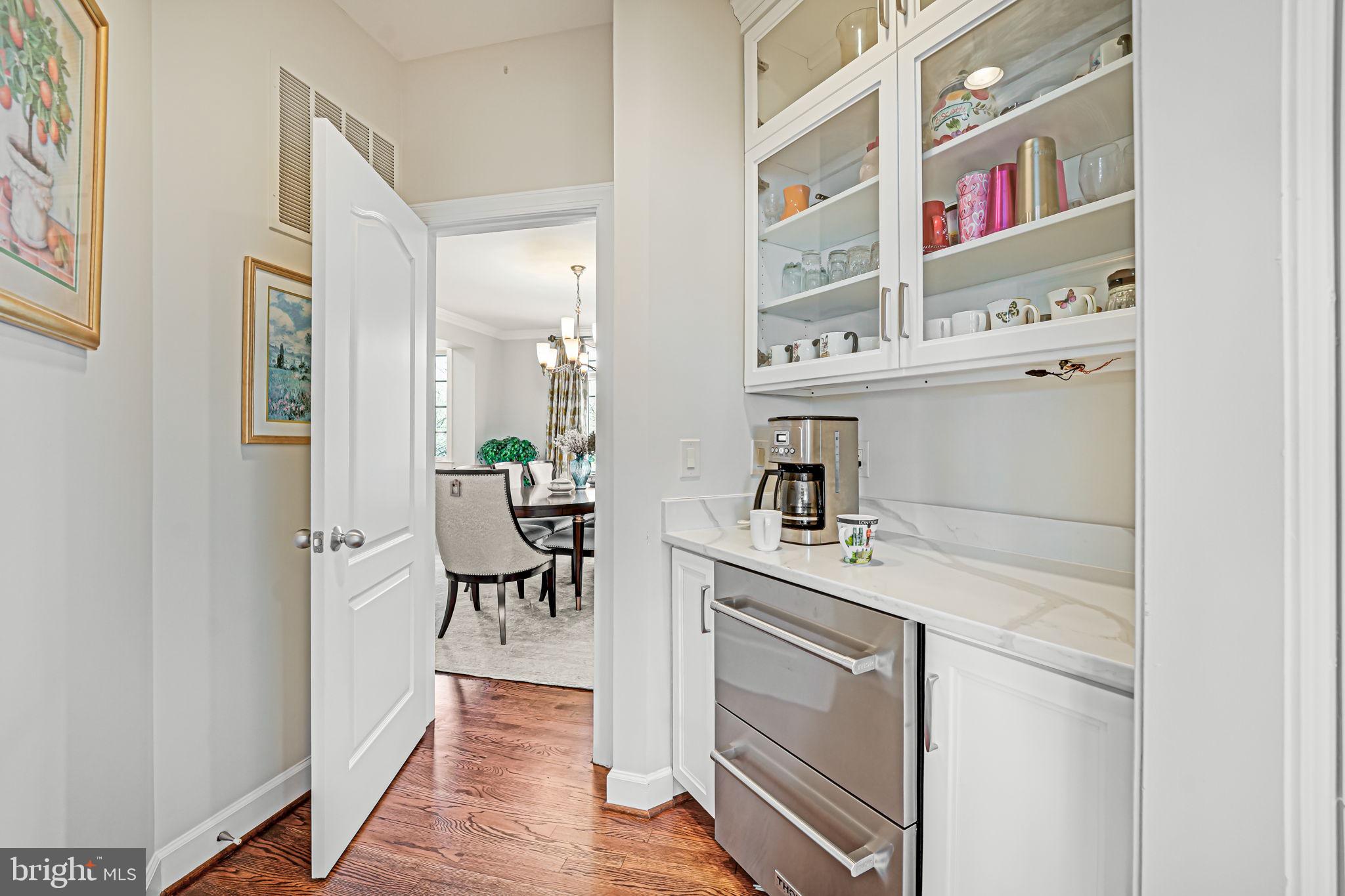 RED CEDAR WEST - Residential