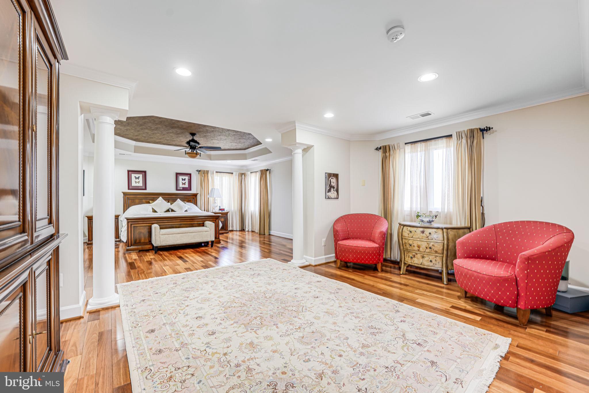 RED CEDAR WEST - Residential