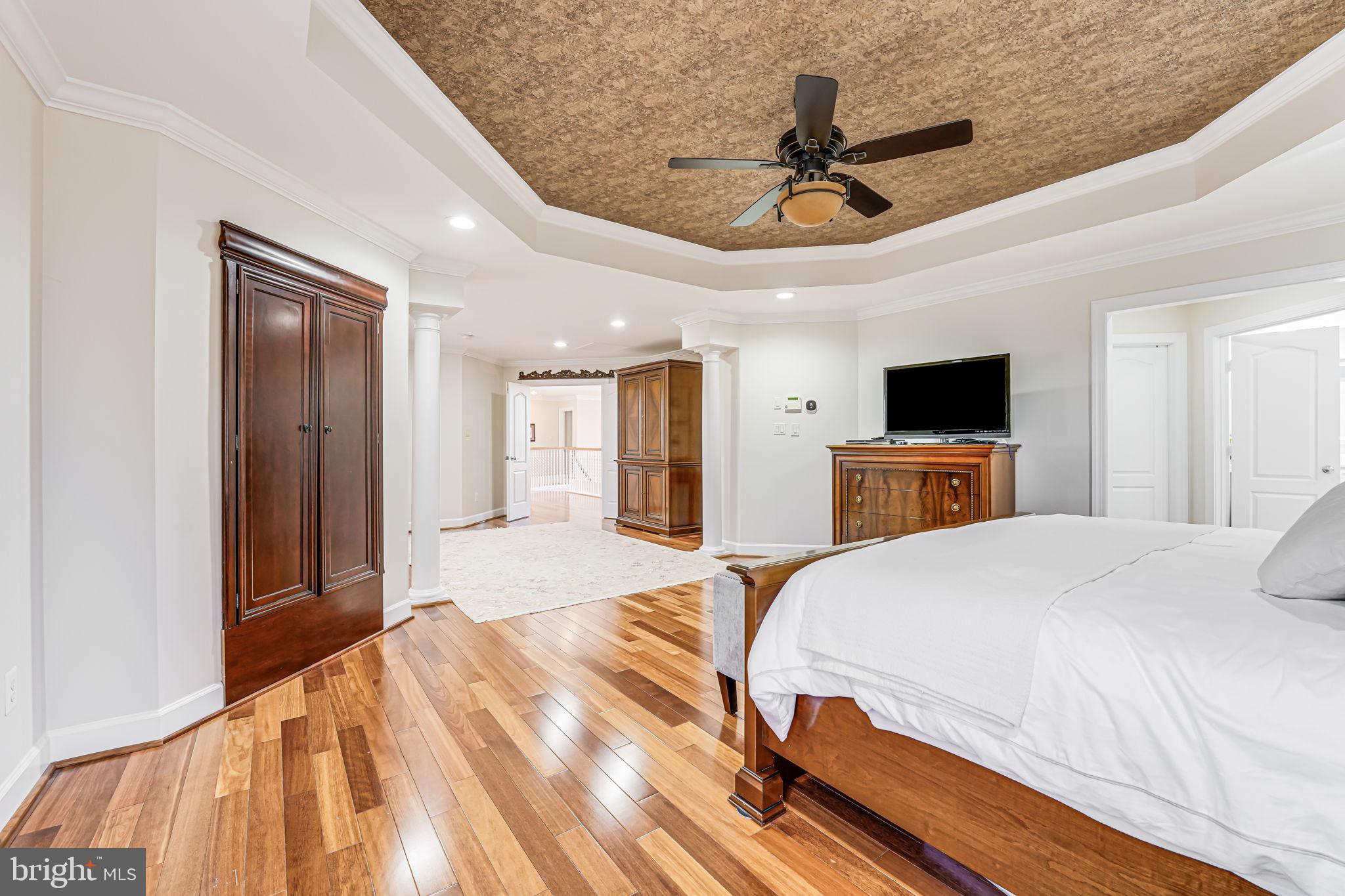 RED CEDAR WEST - Residential