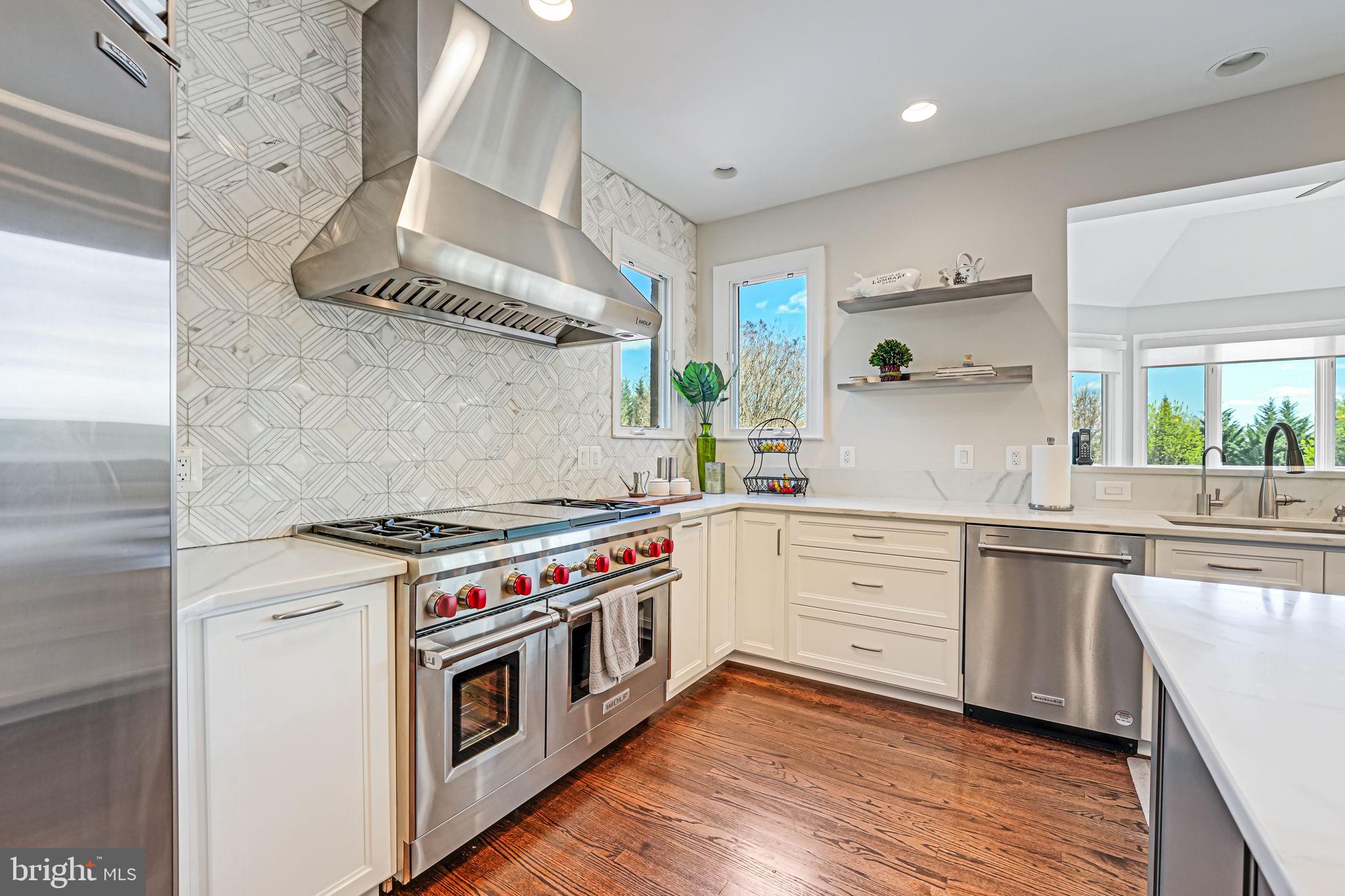 RED CEDAR WEST - Residential