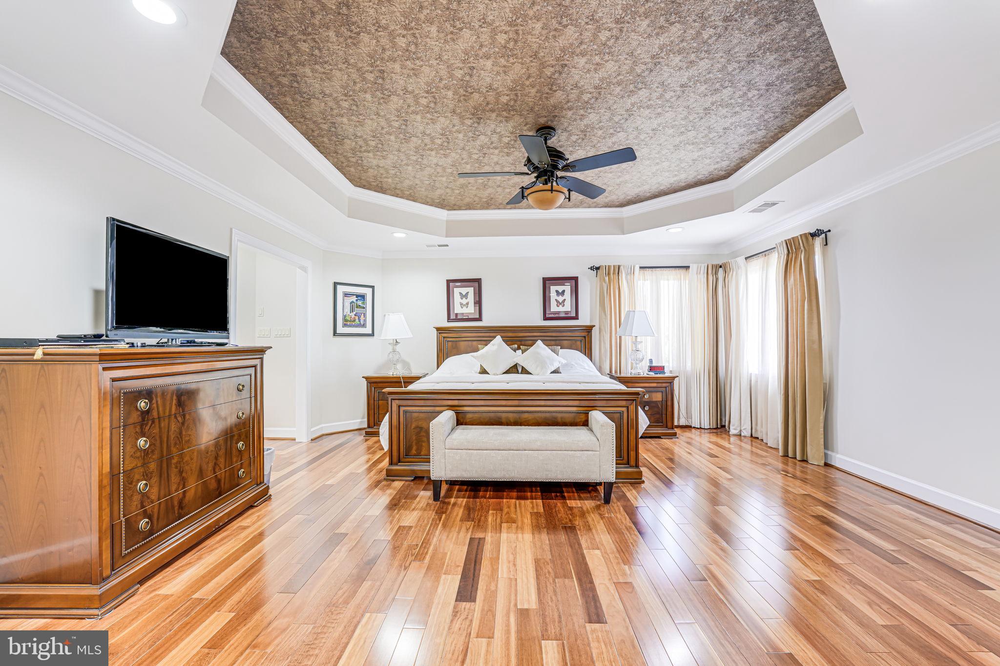 RED CEDAR WEST - Residential