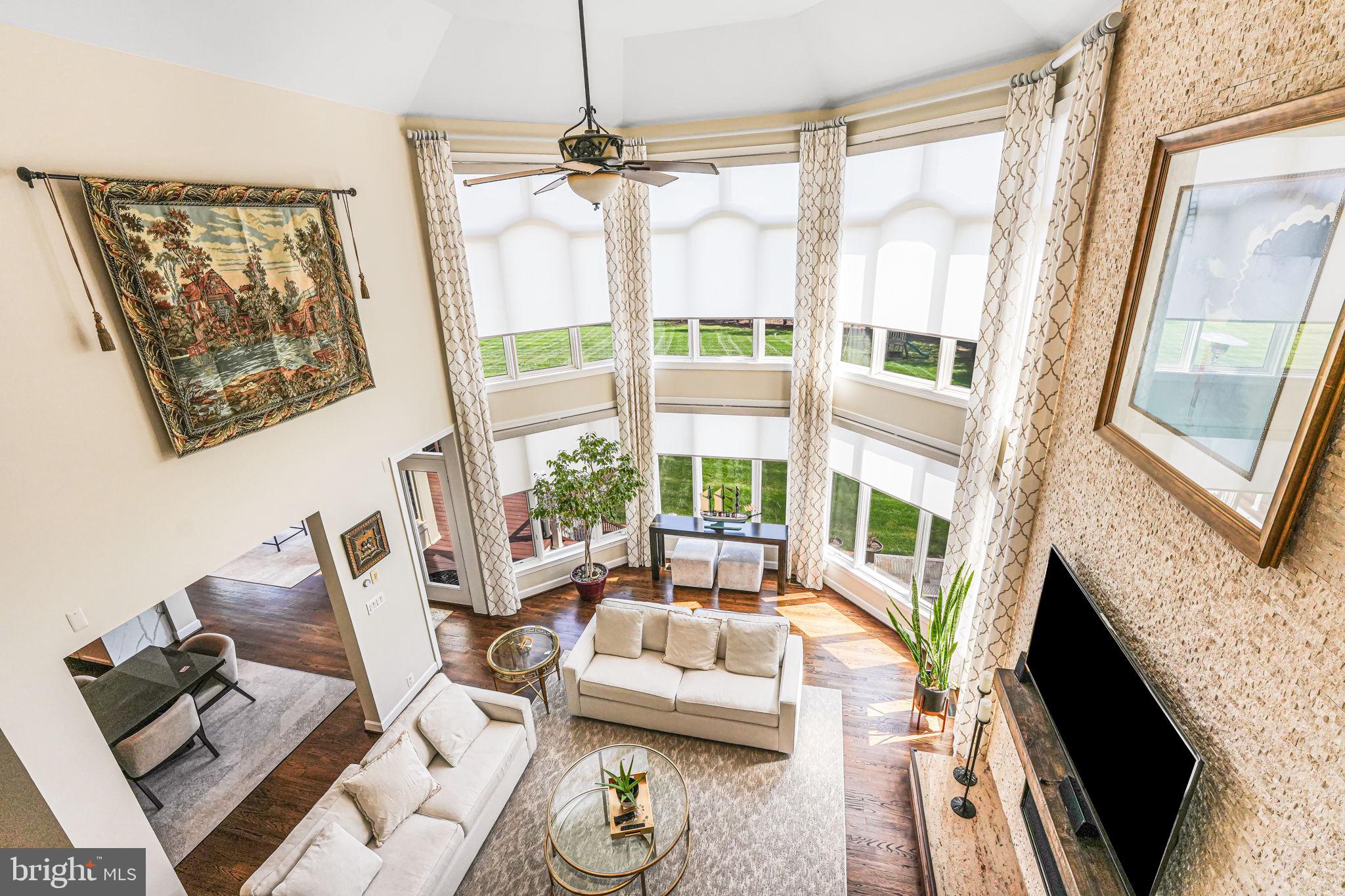 RED CEDAR WEST - Residential