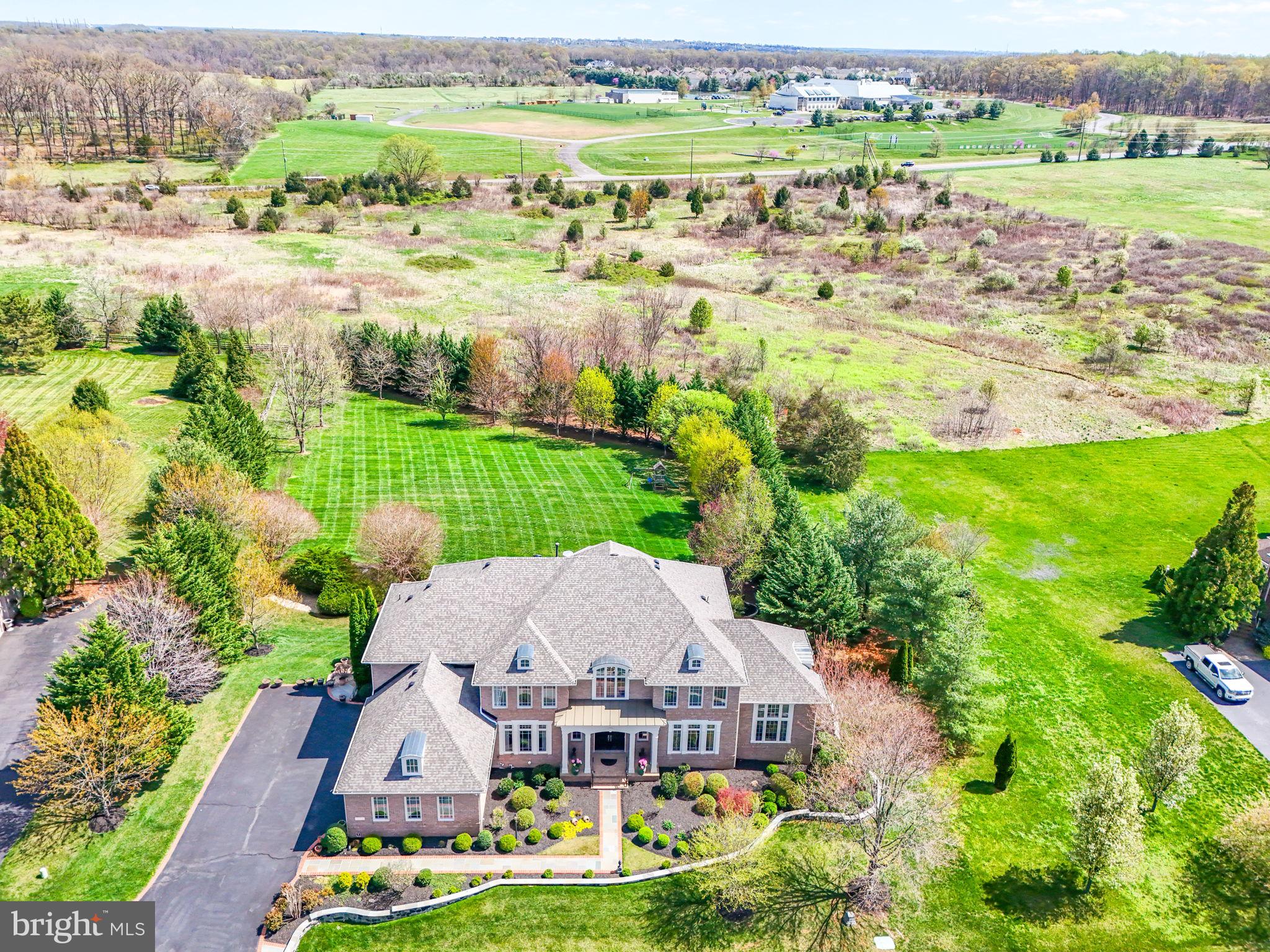RED CEDAR WEST - Residential