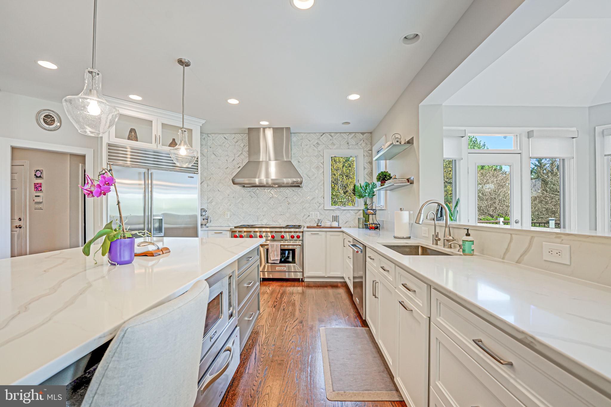 RED CEDAR WEST - Residential