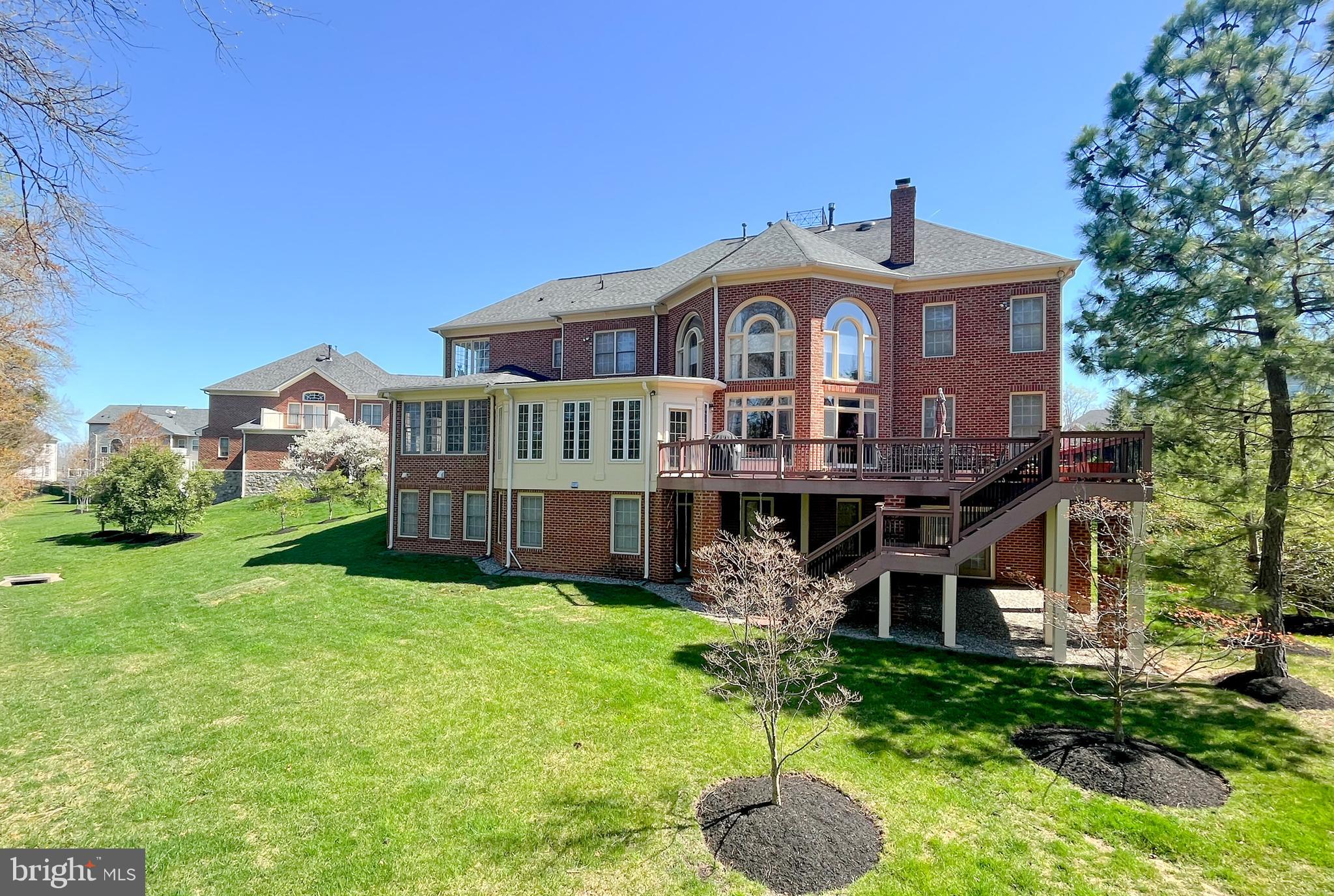 POPLAR TREE - Residential