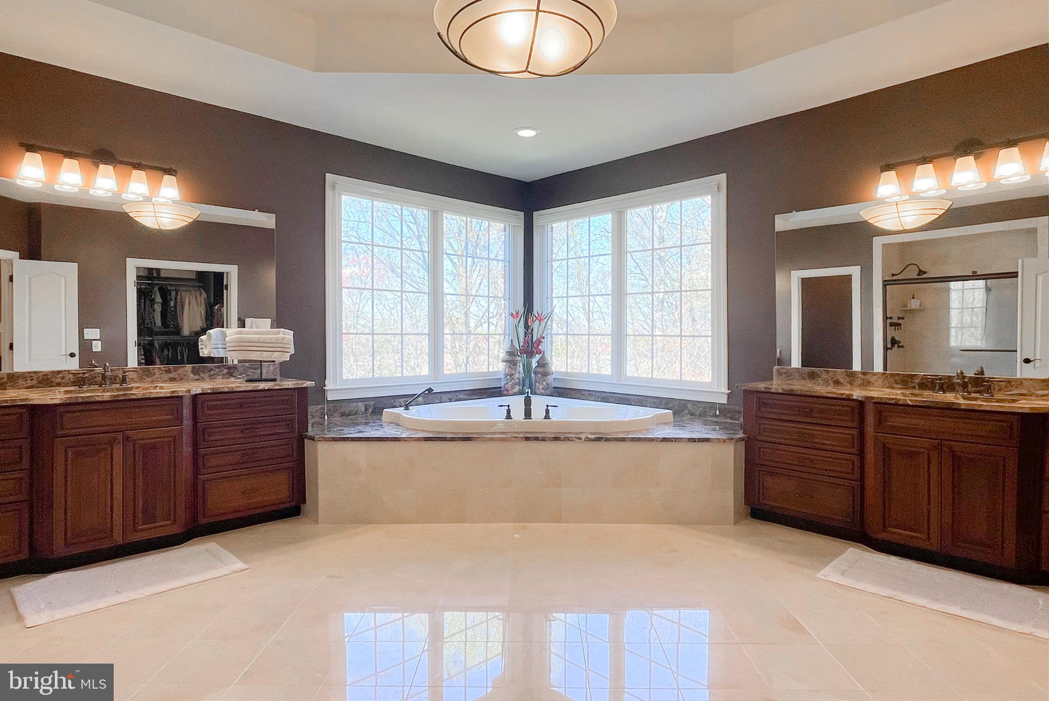 POPLAR TREE - Residential