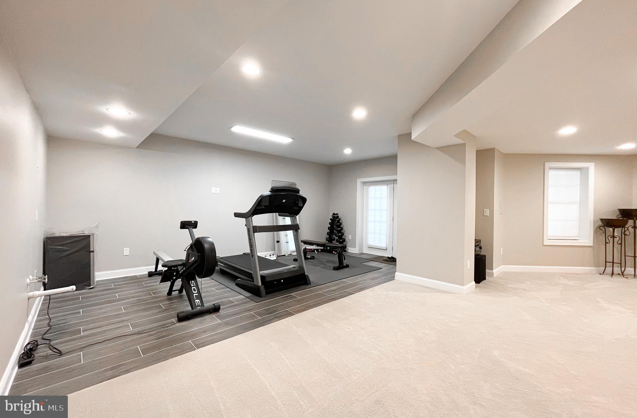 POPLAR TREE - Residential