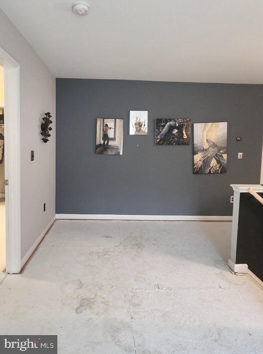 LAKE LAND OR - Residential