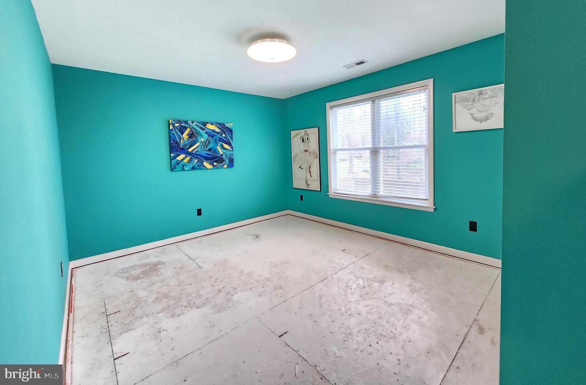 LAKE LAND OR - Residential