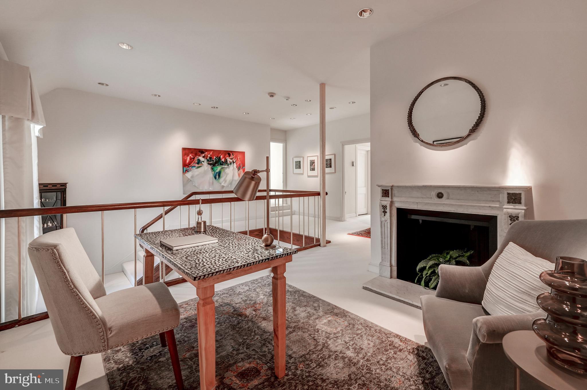 BLYTHEWOOD - Residential