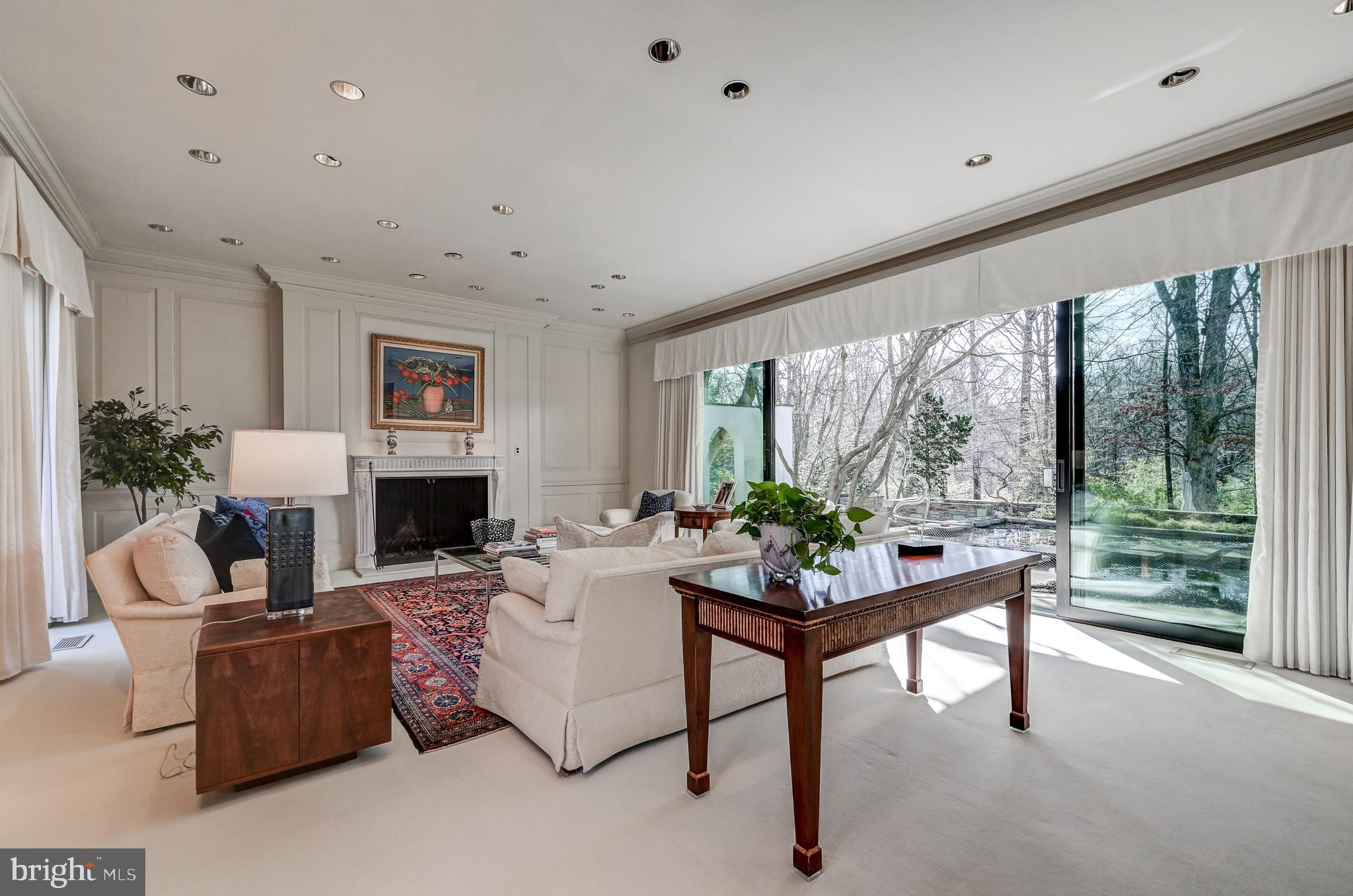 BLYTHEWOOD - Residential