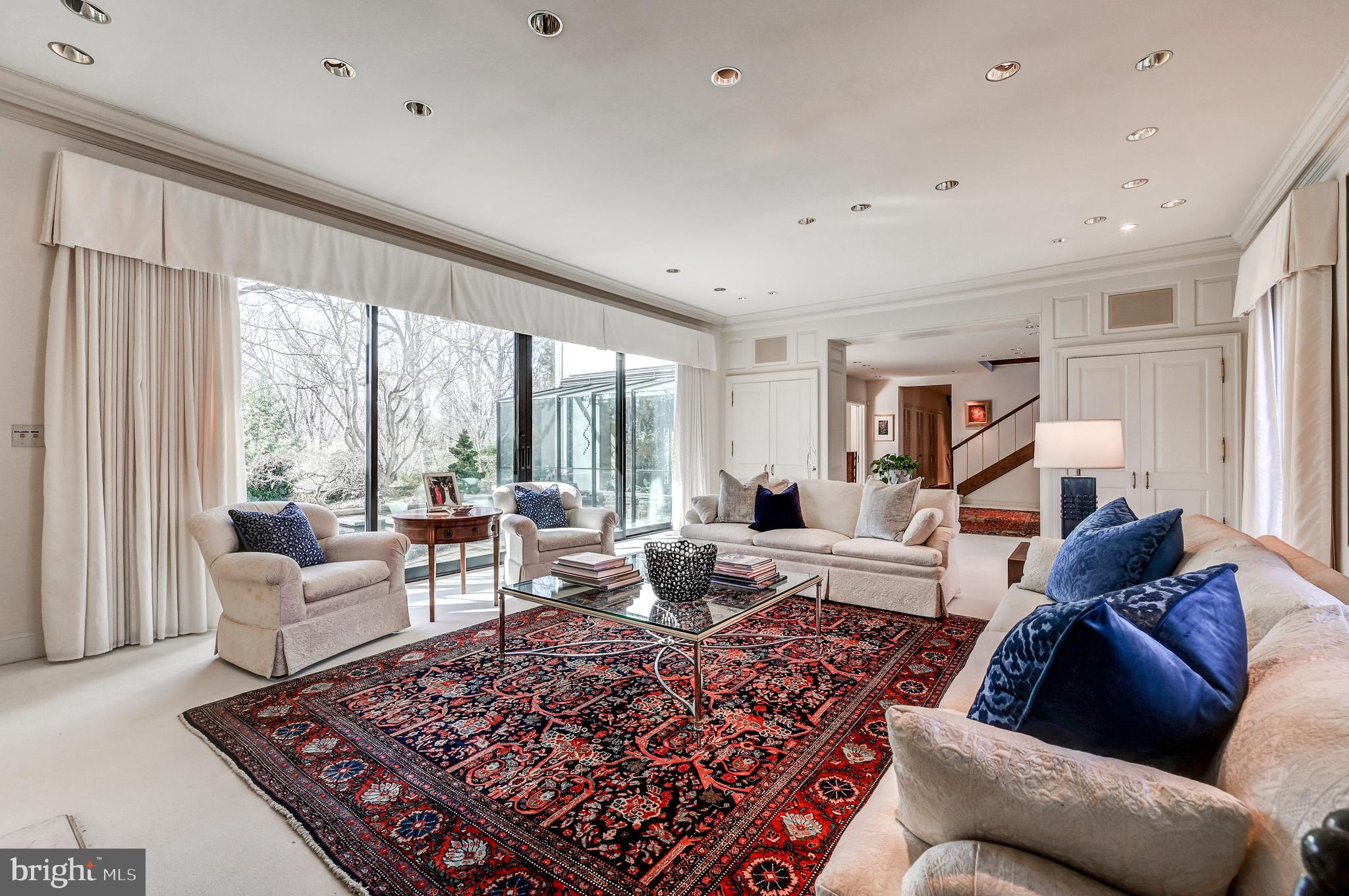 BLYTHEWOOD - Residential