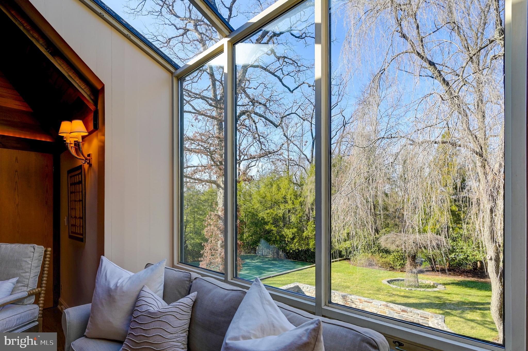 BLYTHEWOOD - Residential