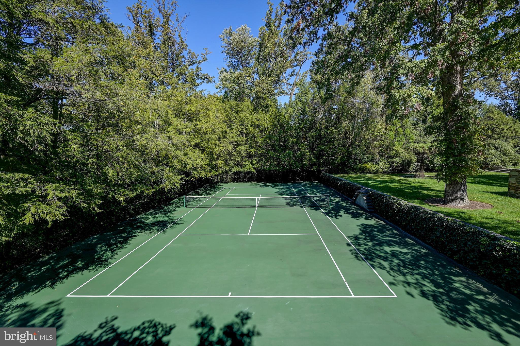 BLYTHEWOOD - Residential