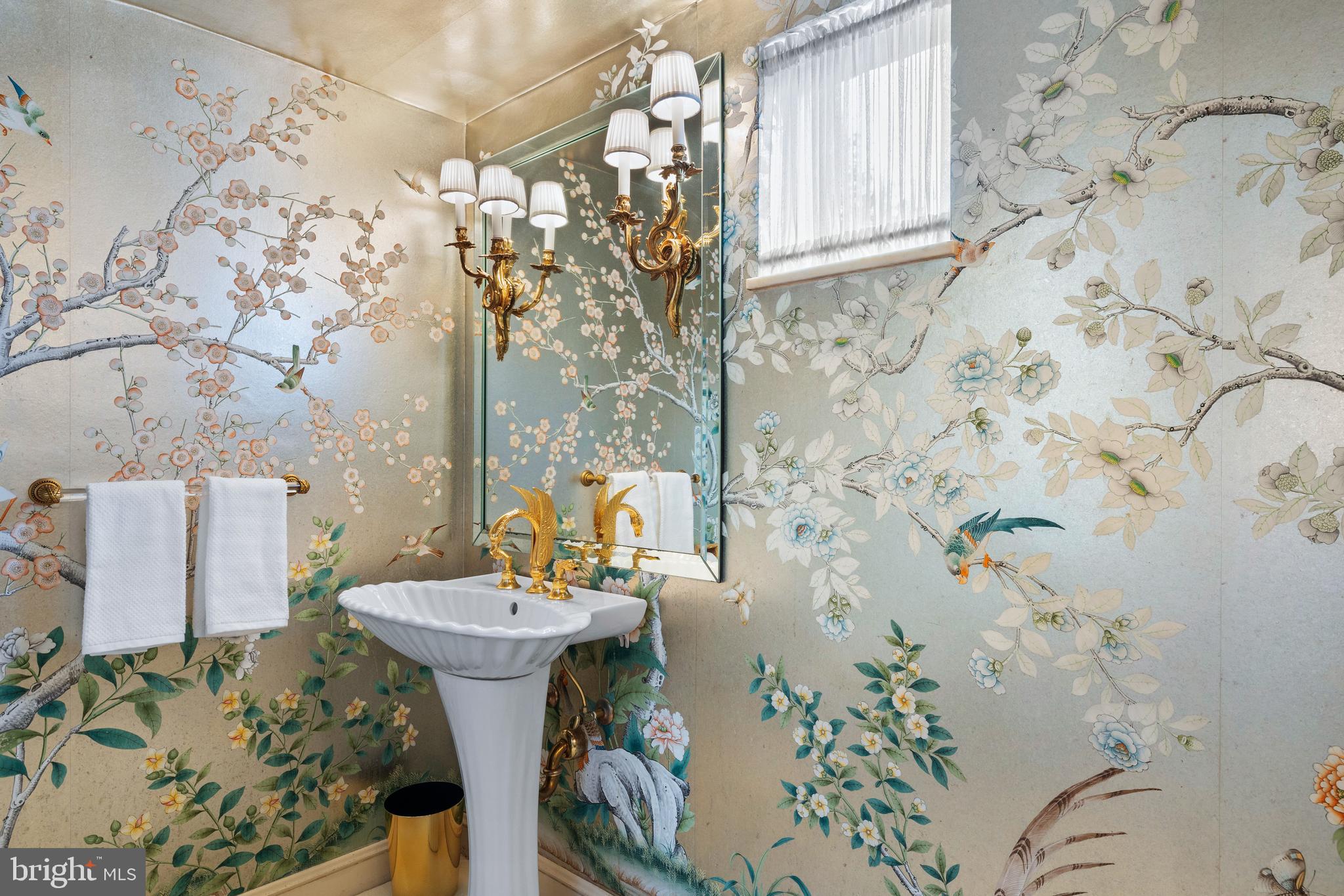 BLYTHEWOOD - Residential