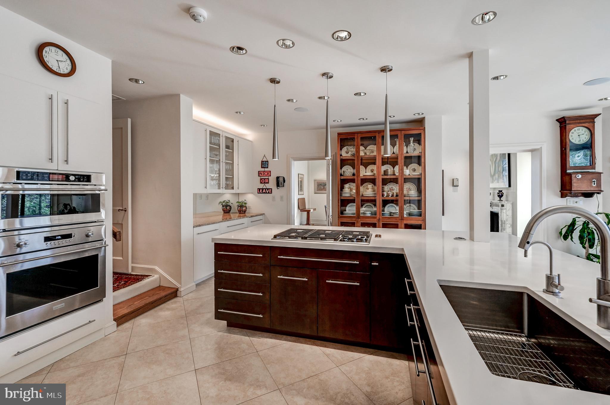 BLYTHEWOOD - Residential