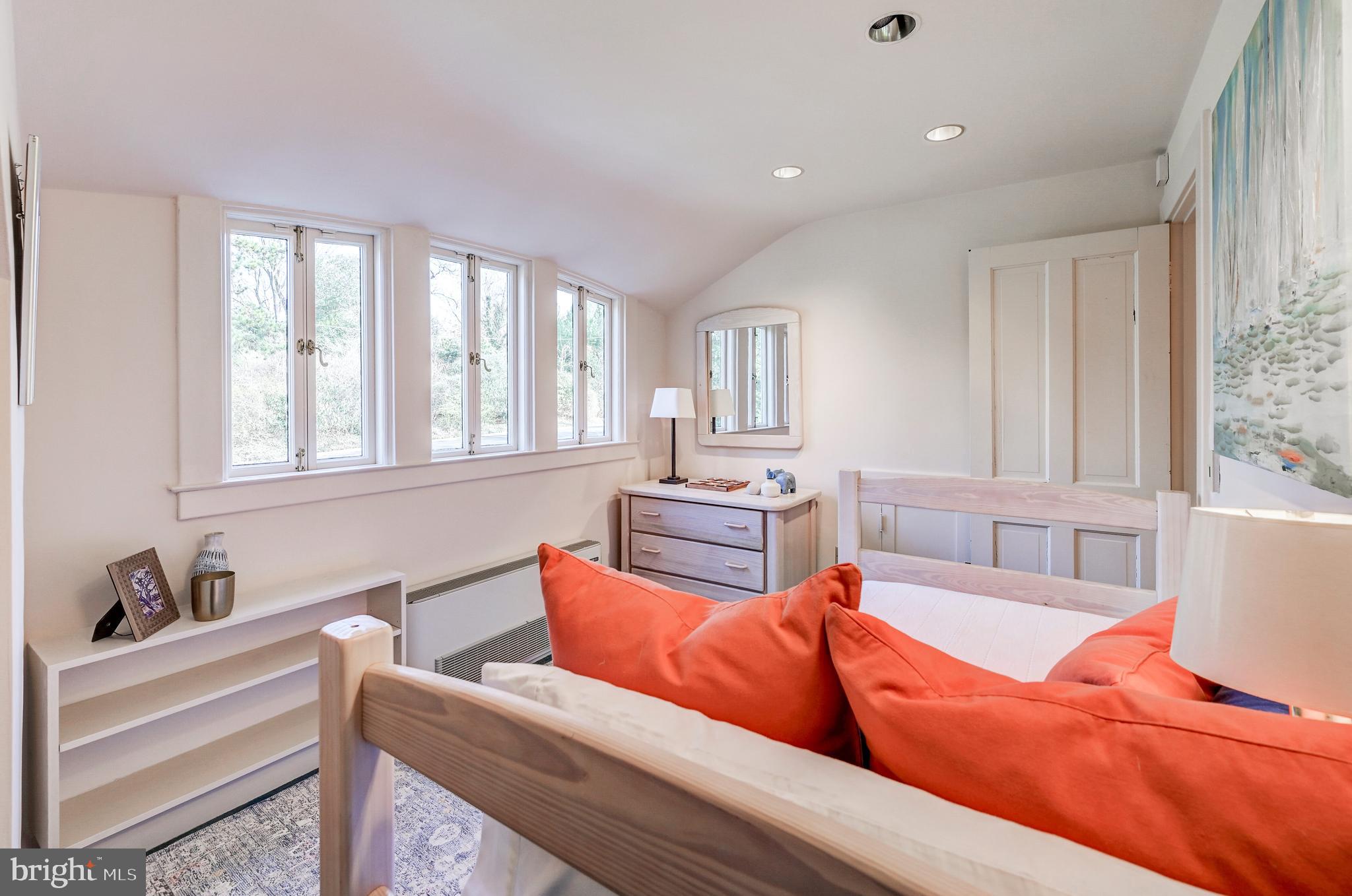 BLYTHEWOOD - Residential