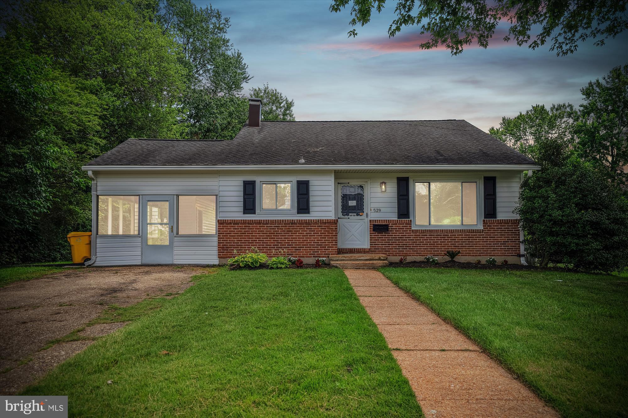 529 RITA DRIVE