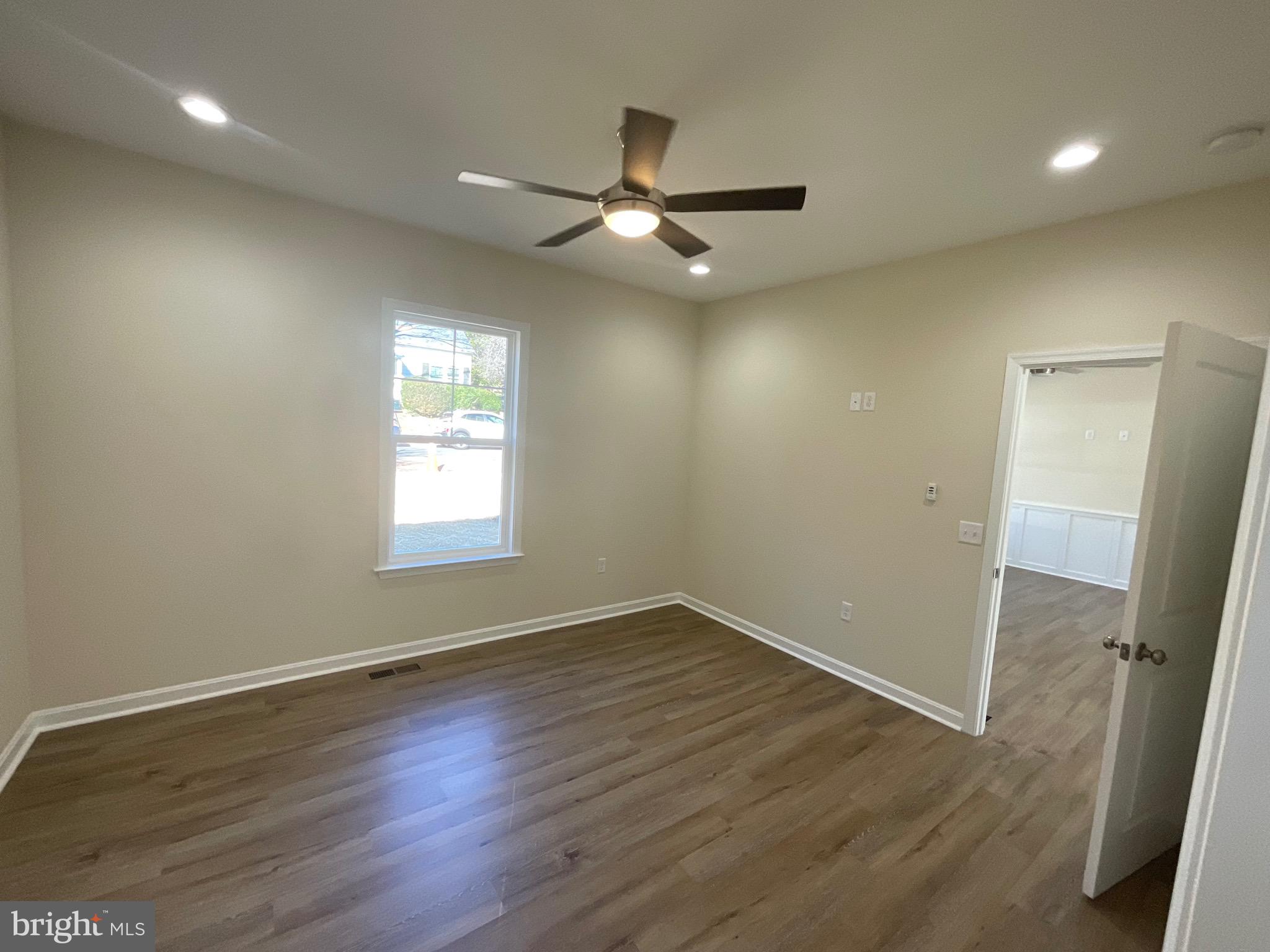 ORANGE ESTATES - Residential