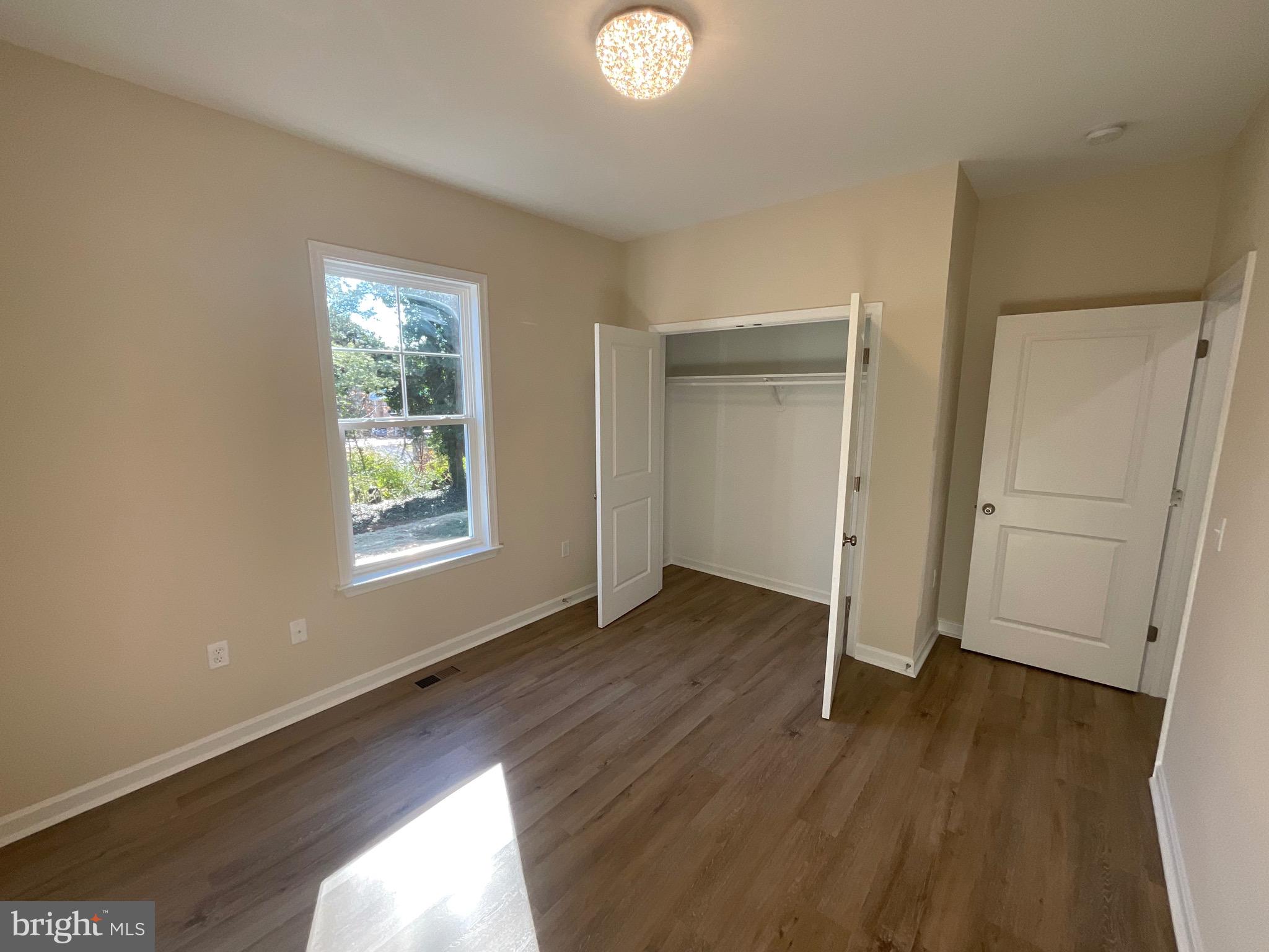 ORANGE ESTATES - Residential