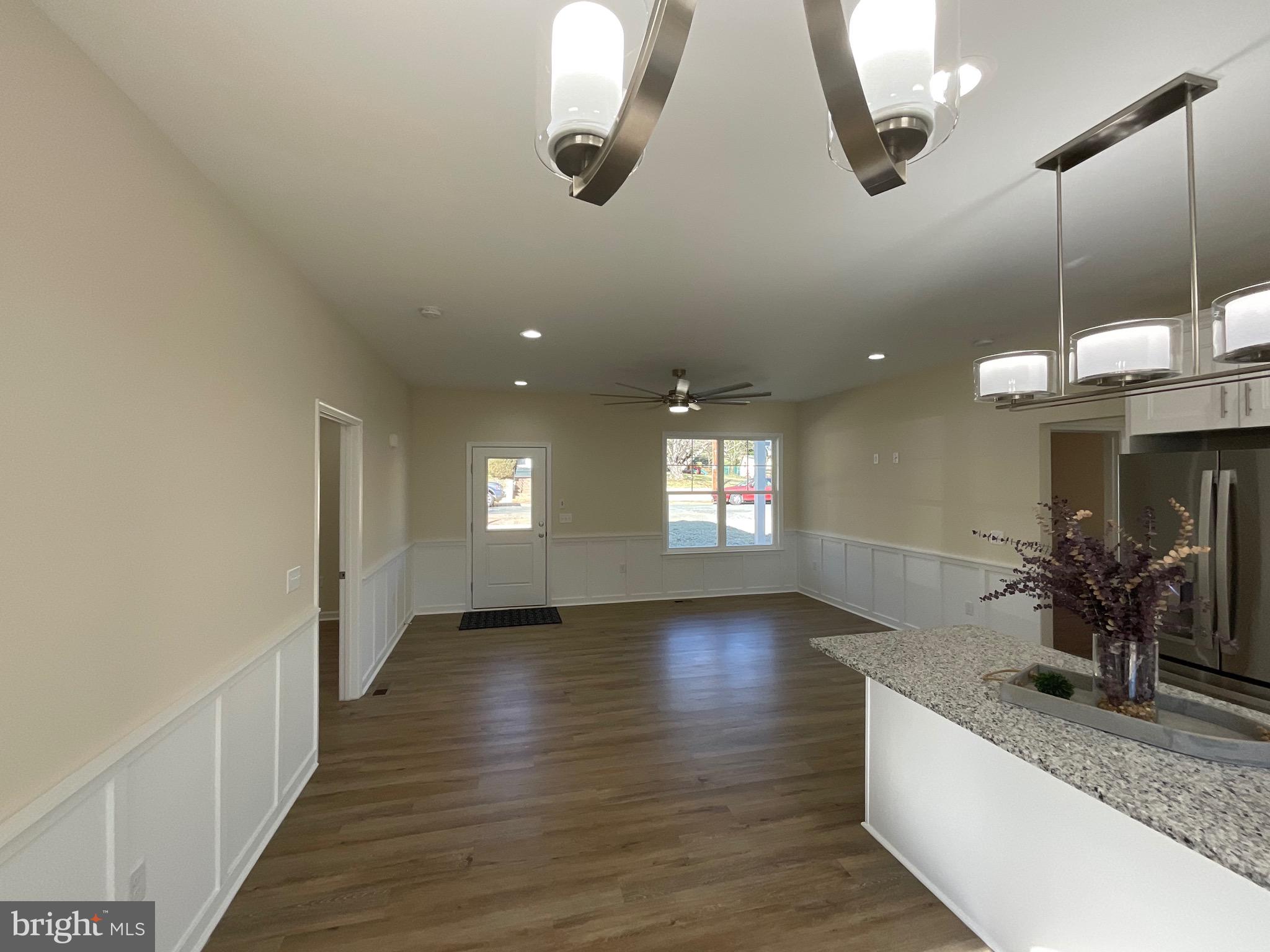 ORANGE ESTATES - Residential