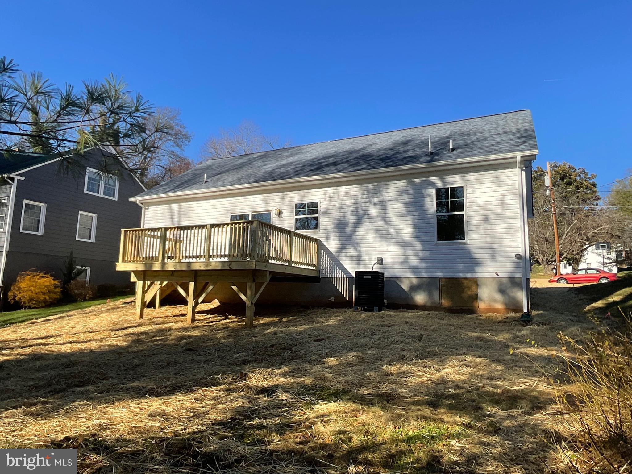 ORANGE ESTATES - Residential