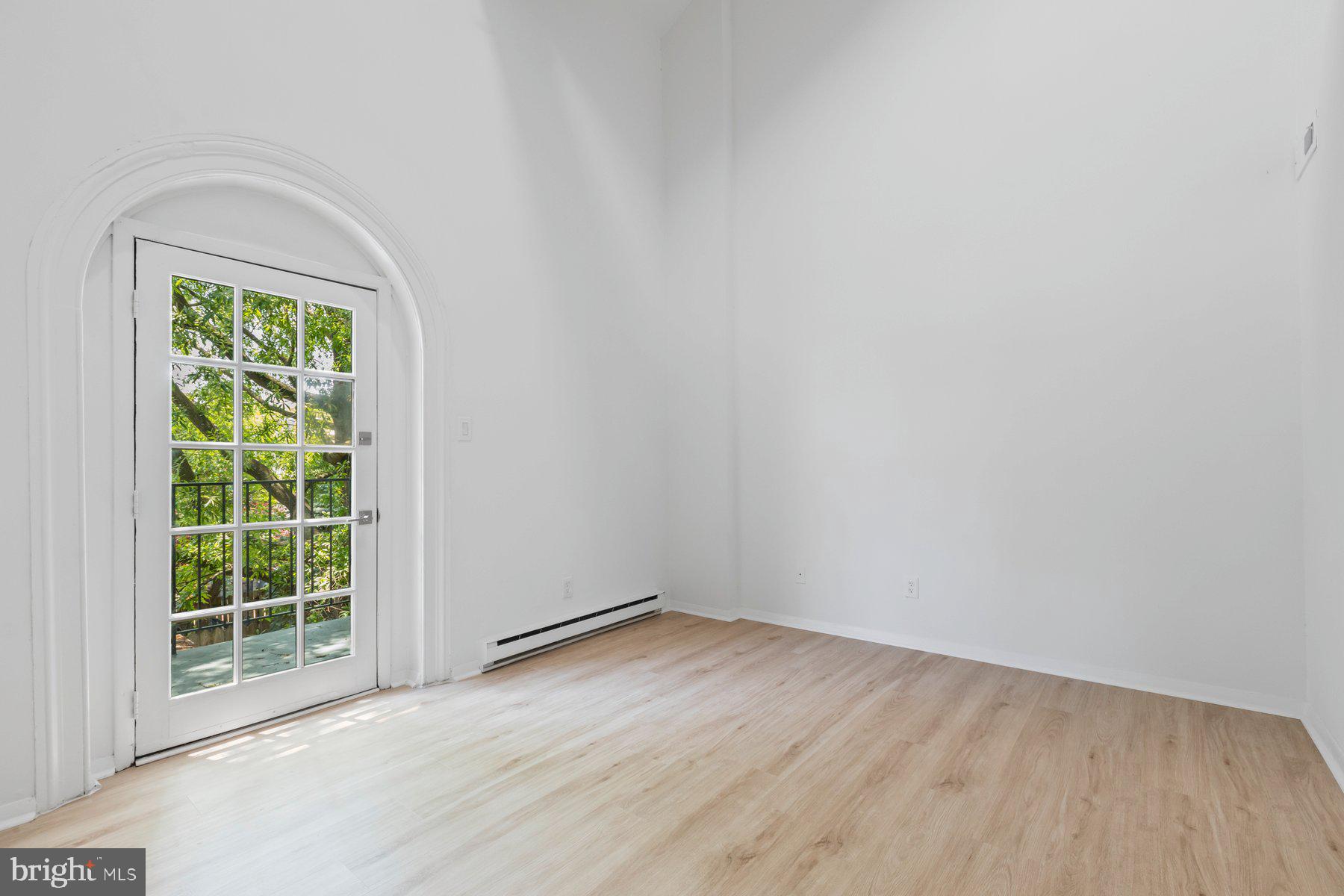 OLD TOWN ALEXANDRIA - Residential Lease