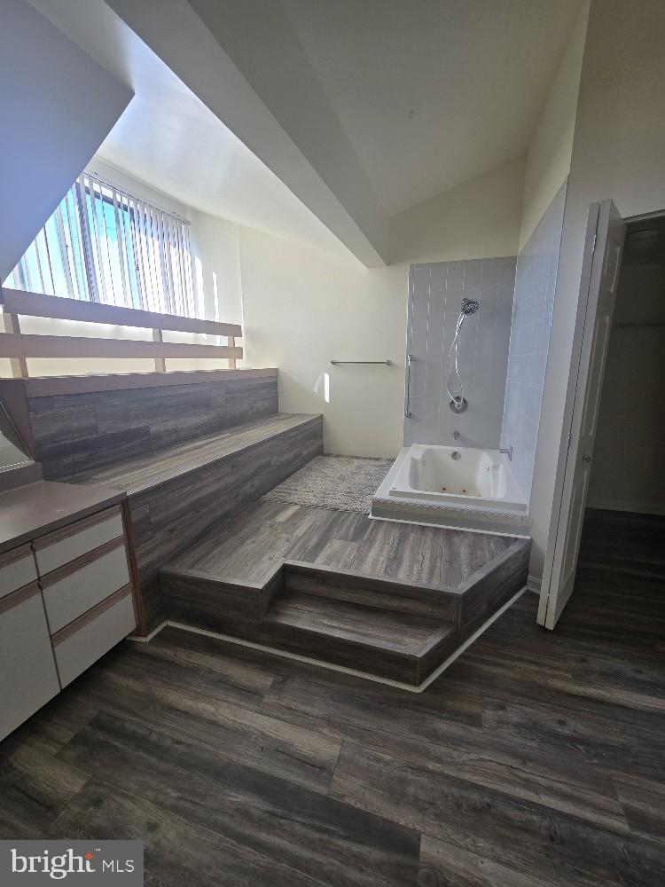 CHERRINGTON - Residential