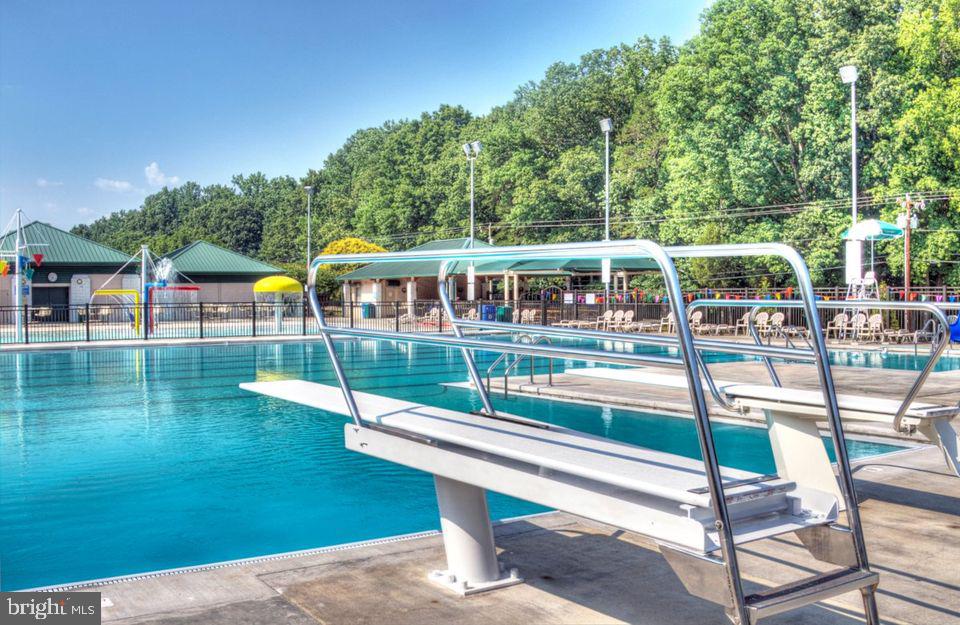 STKBRDGE AT TANGLWD COD - Residential