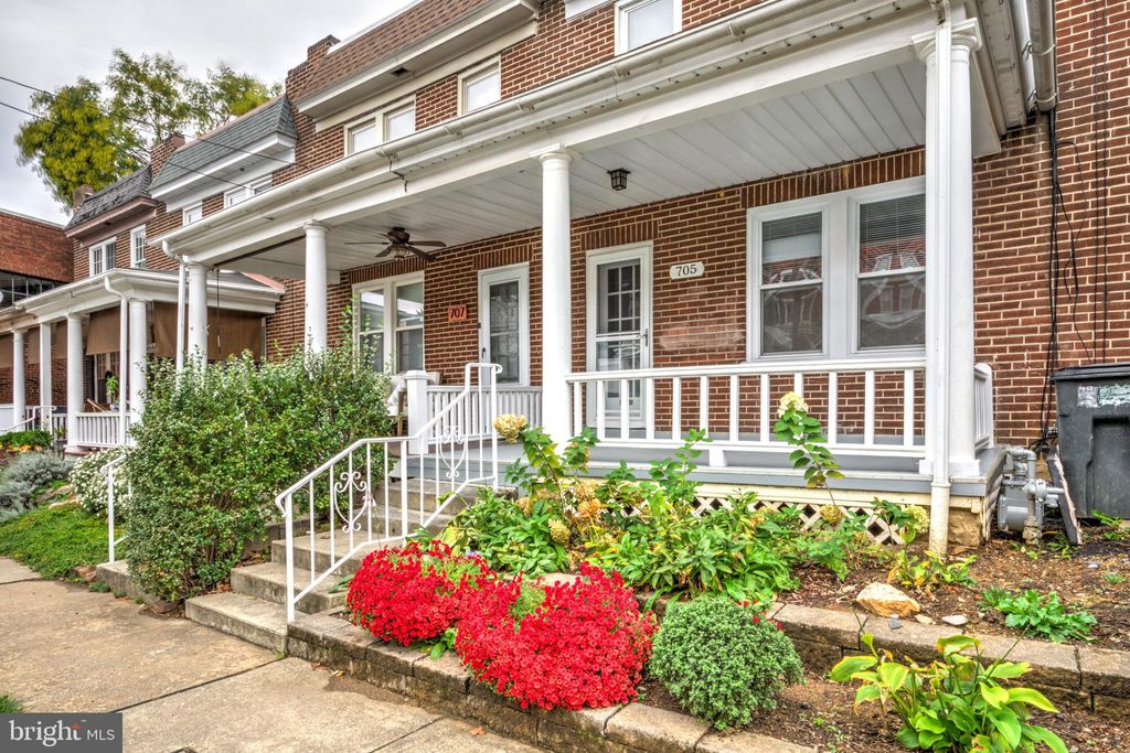 Photo of 705 N Pine Street, LANCASTER, PA 17603 (MLS # PALA2077860)
