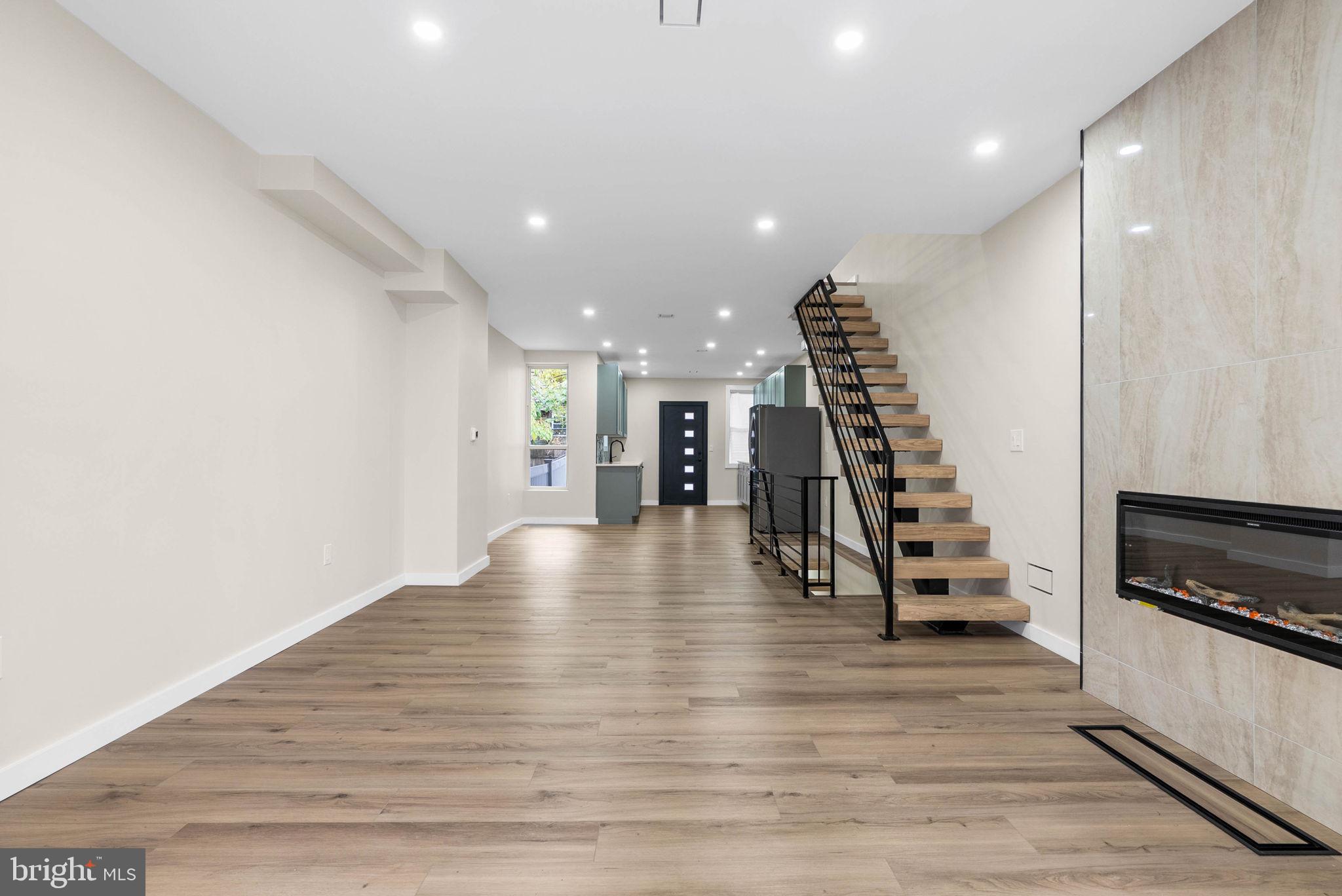 COBBS CREEK - Residential