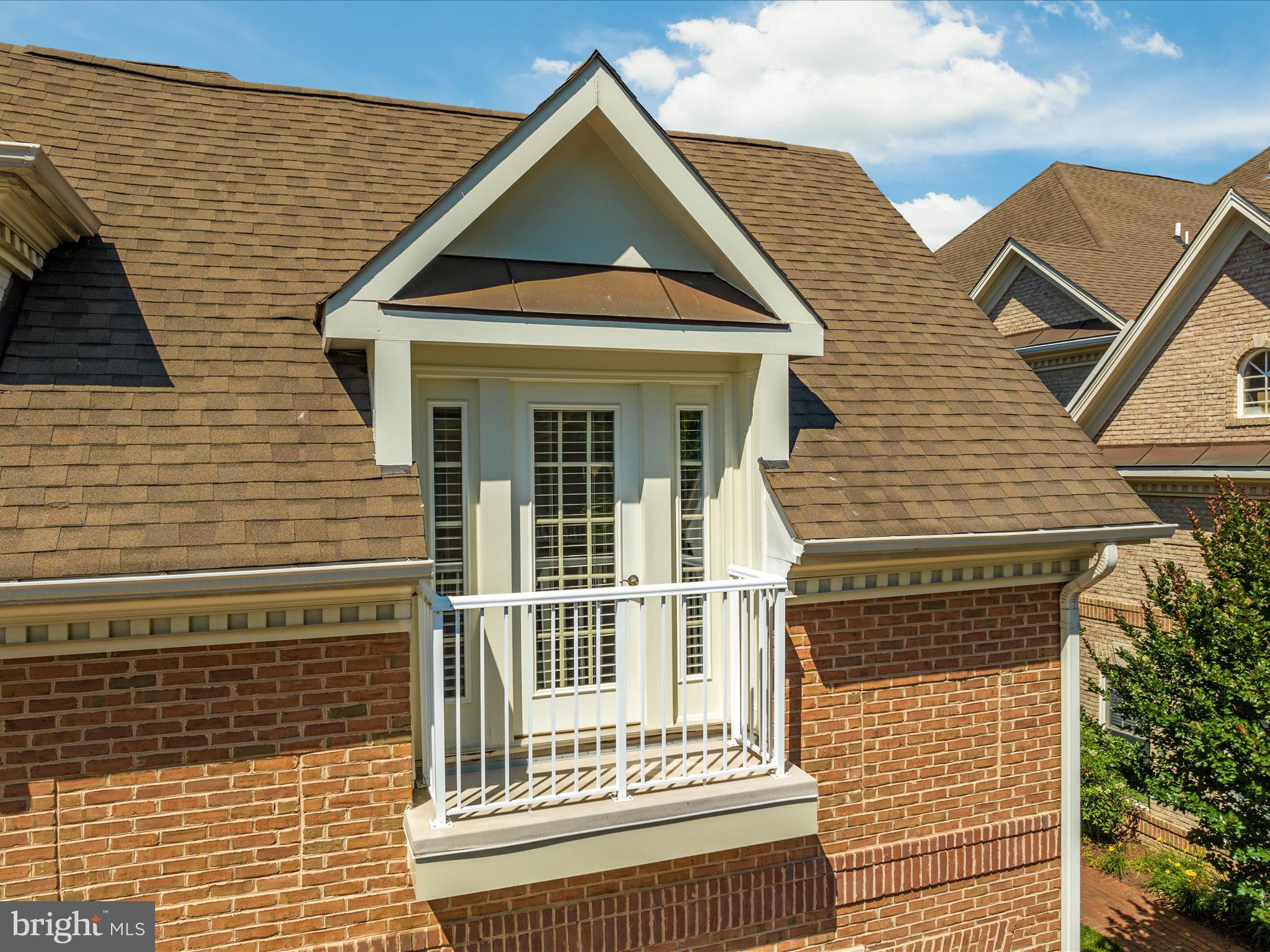 KENSINGTON SQUARE - Residential