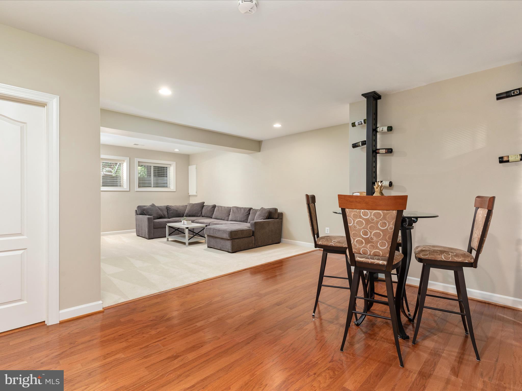 KENSINGTON SQUARE - Residential