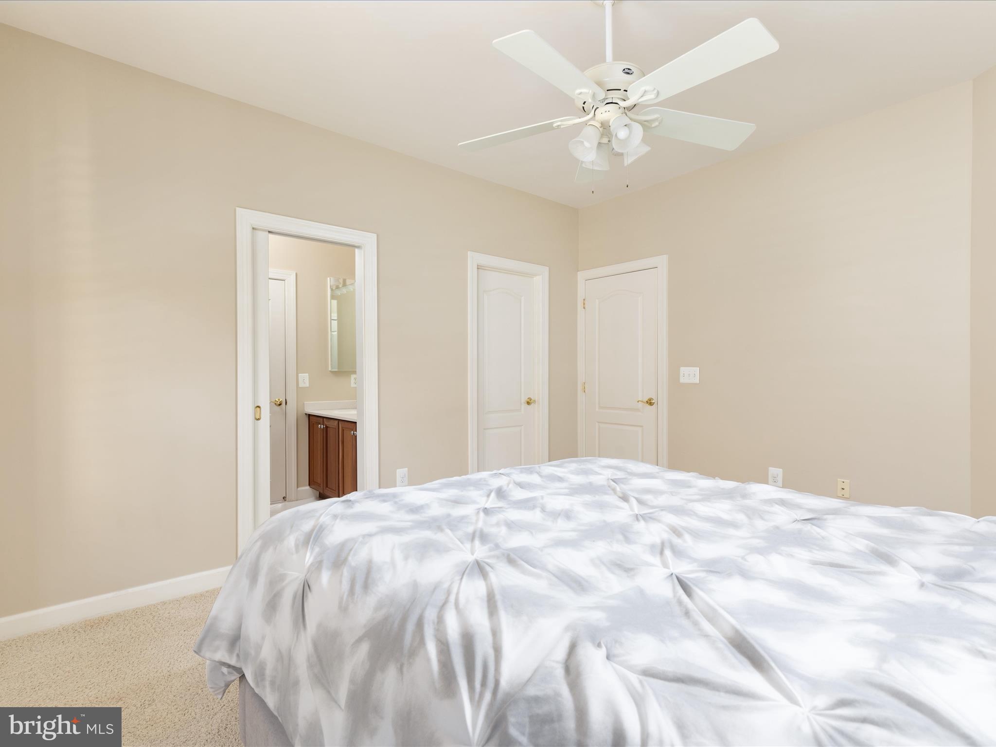 KENSINGTON SQUARE - Residential