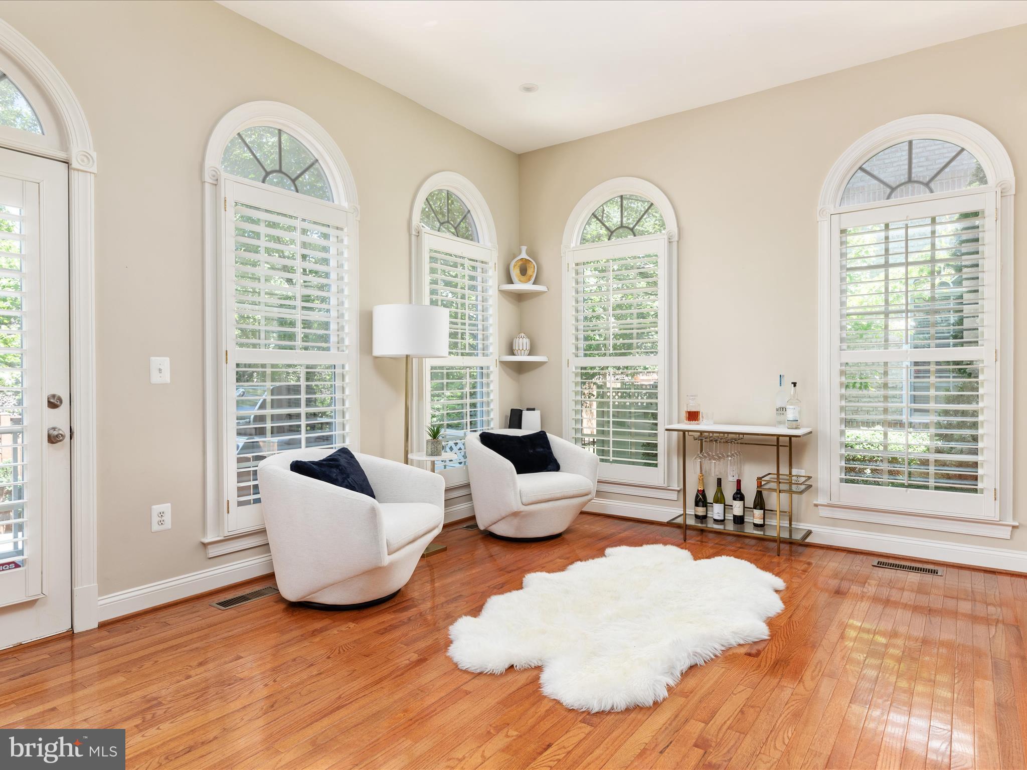 KENSINGTON SQUARE - Residential