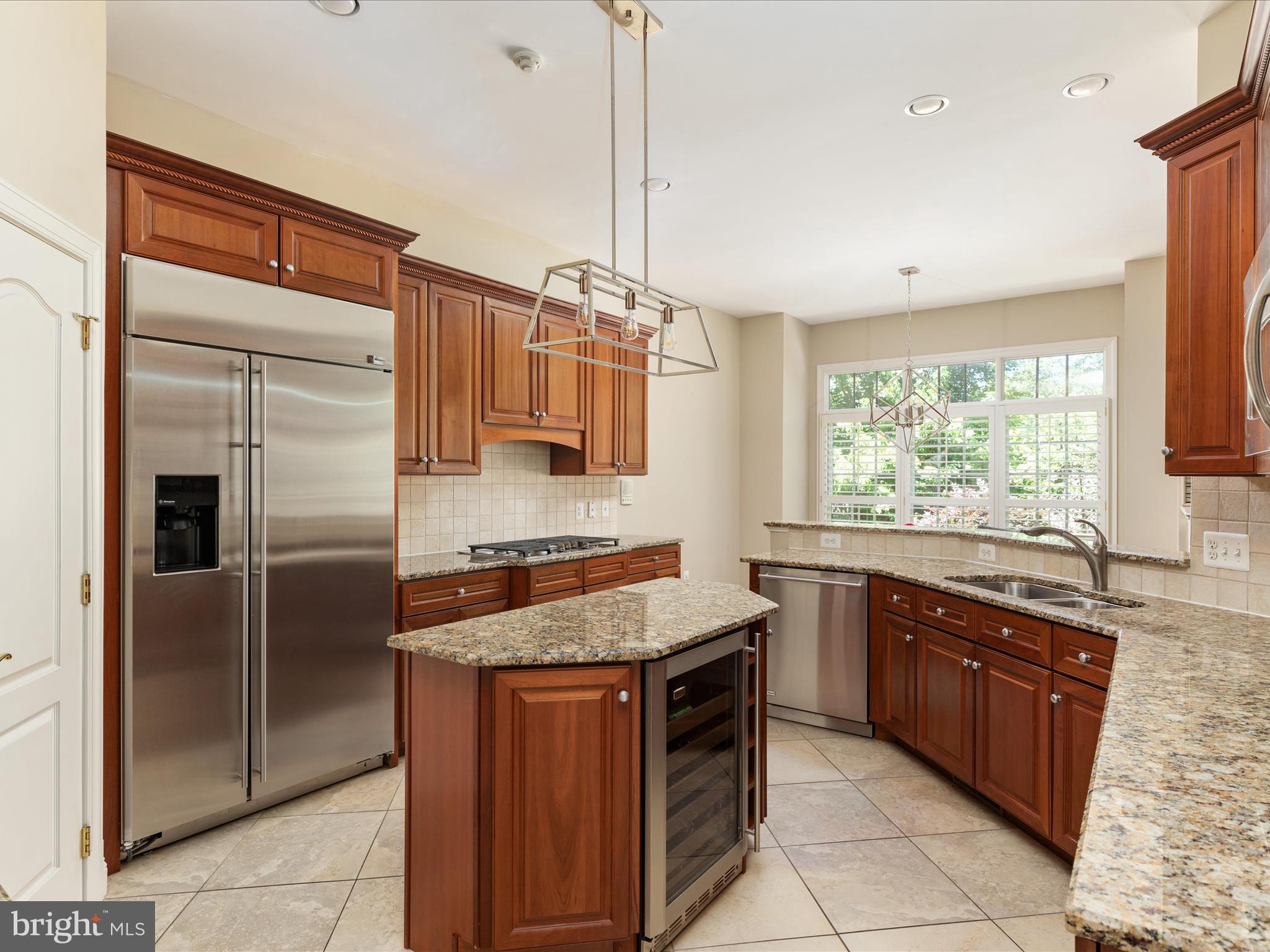 KENSINGTON SQUARE - Residential