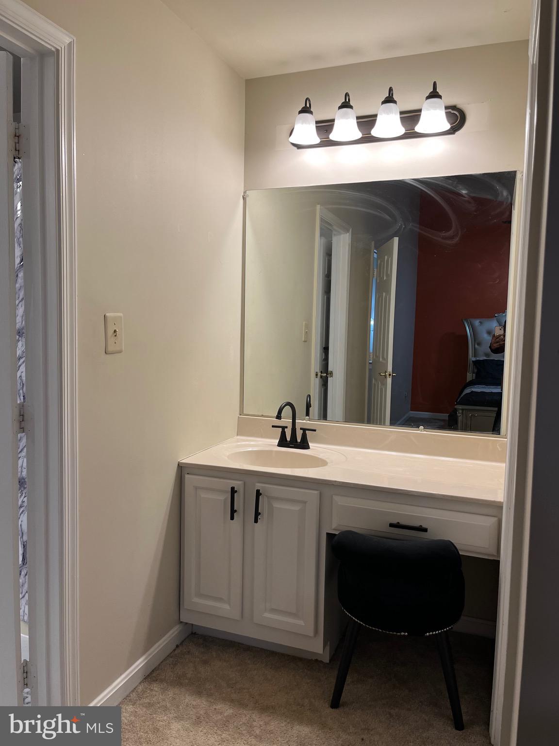 VILLAGE OF THOMAS RUN - Residential