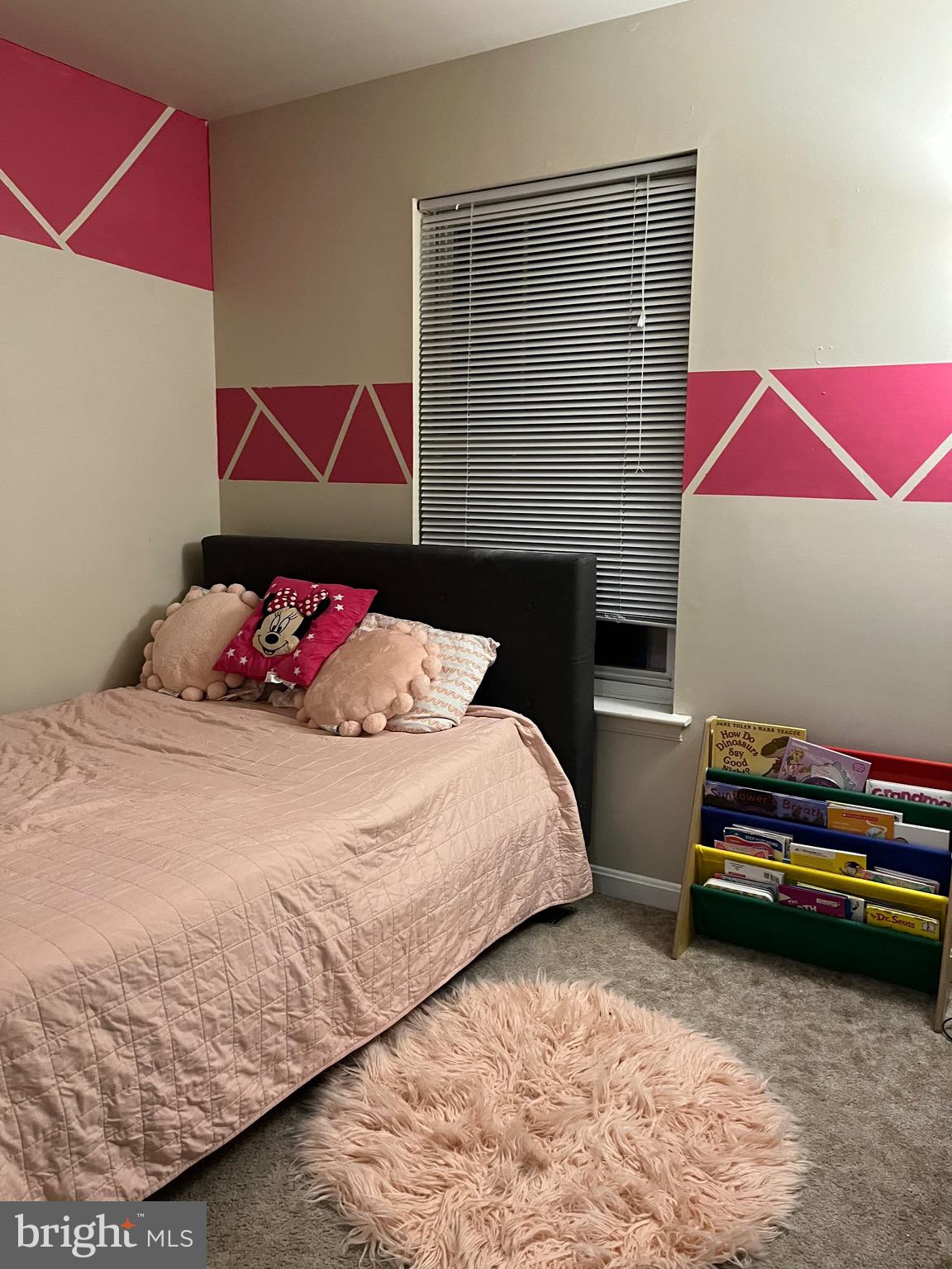 VILLAGE OF THOMAS RUN - Residential