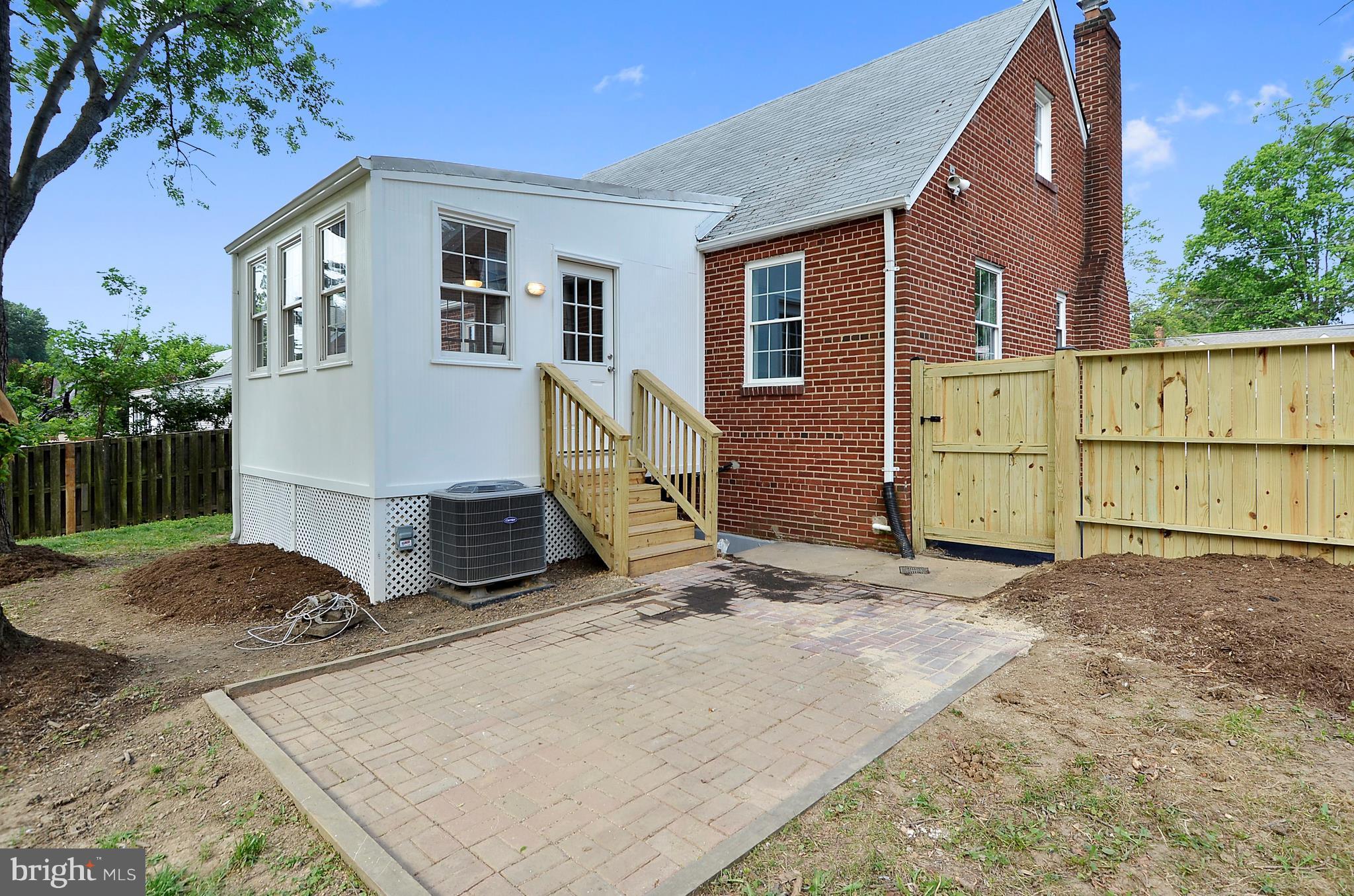 FENWICK PARK - Residential