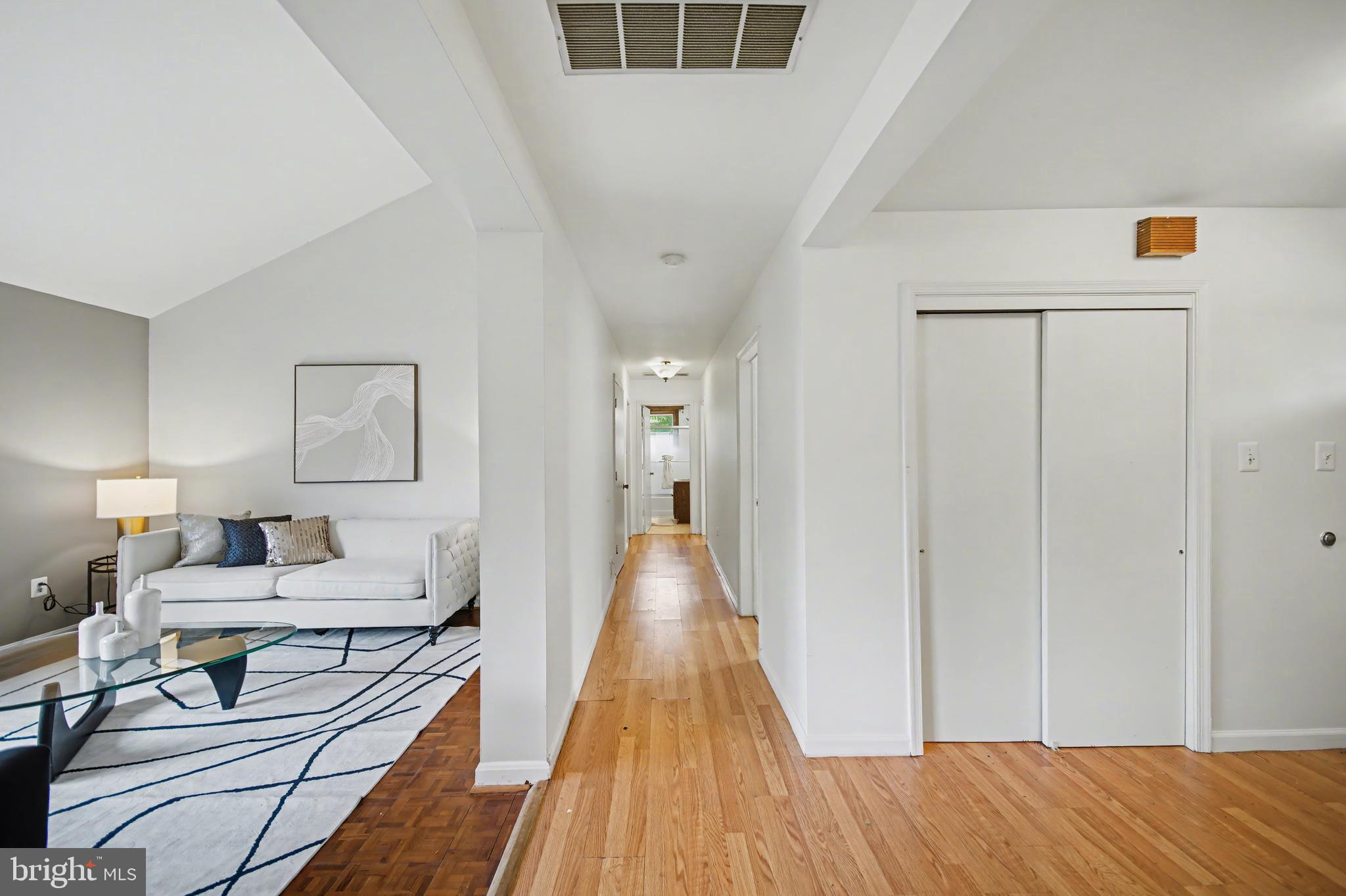 WILDWOOD MANOR - Residential