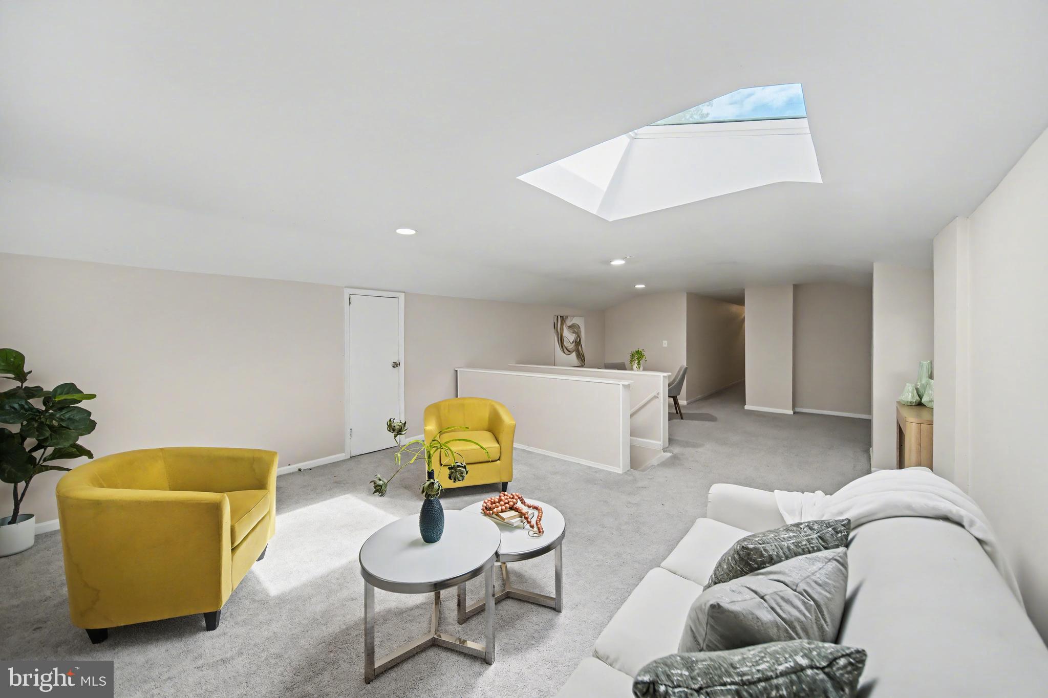 WILDWOOD MANOR - Residential