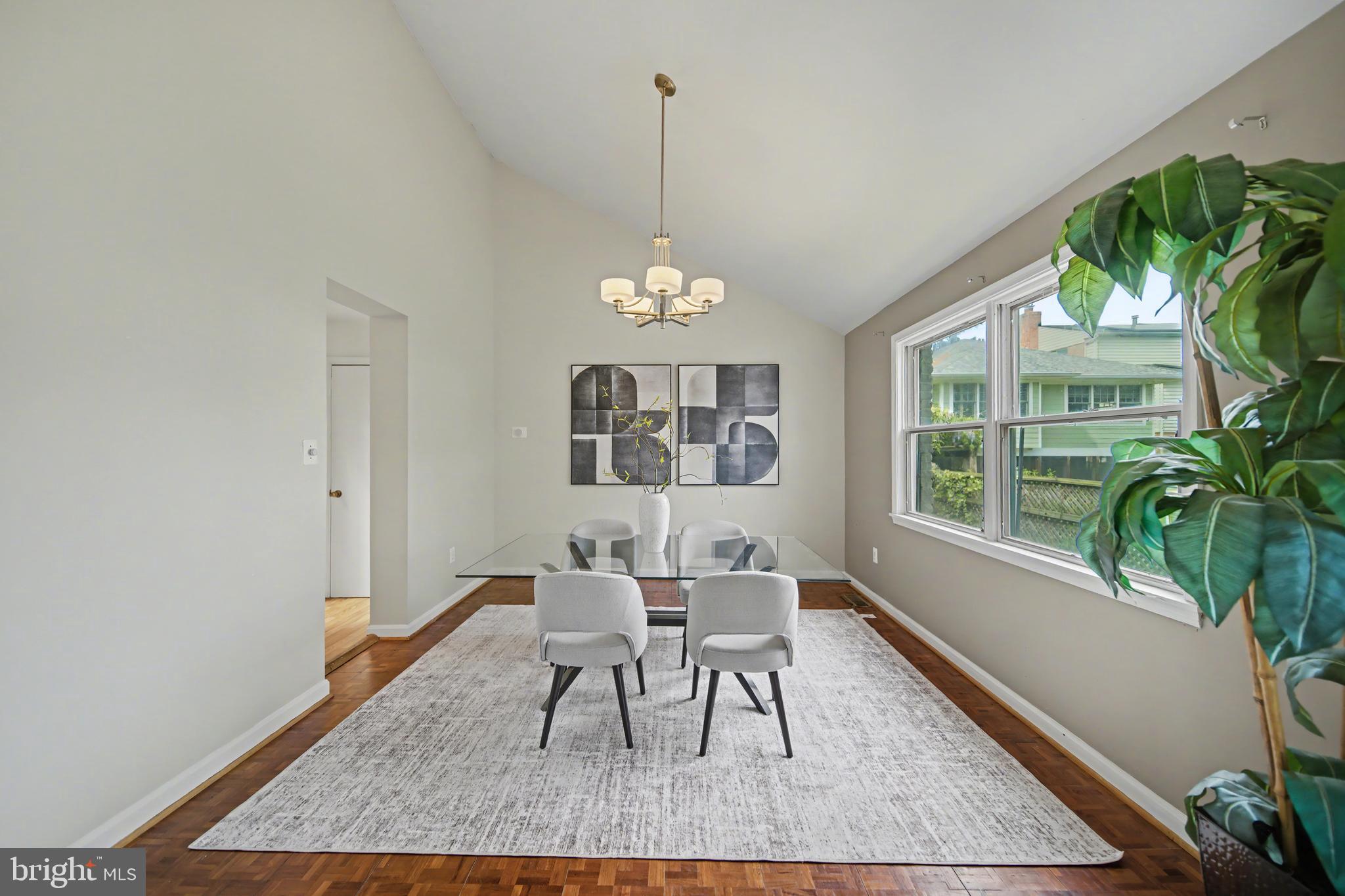 WILDWOOD MANOR - Residential