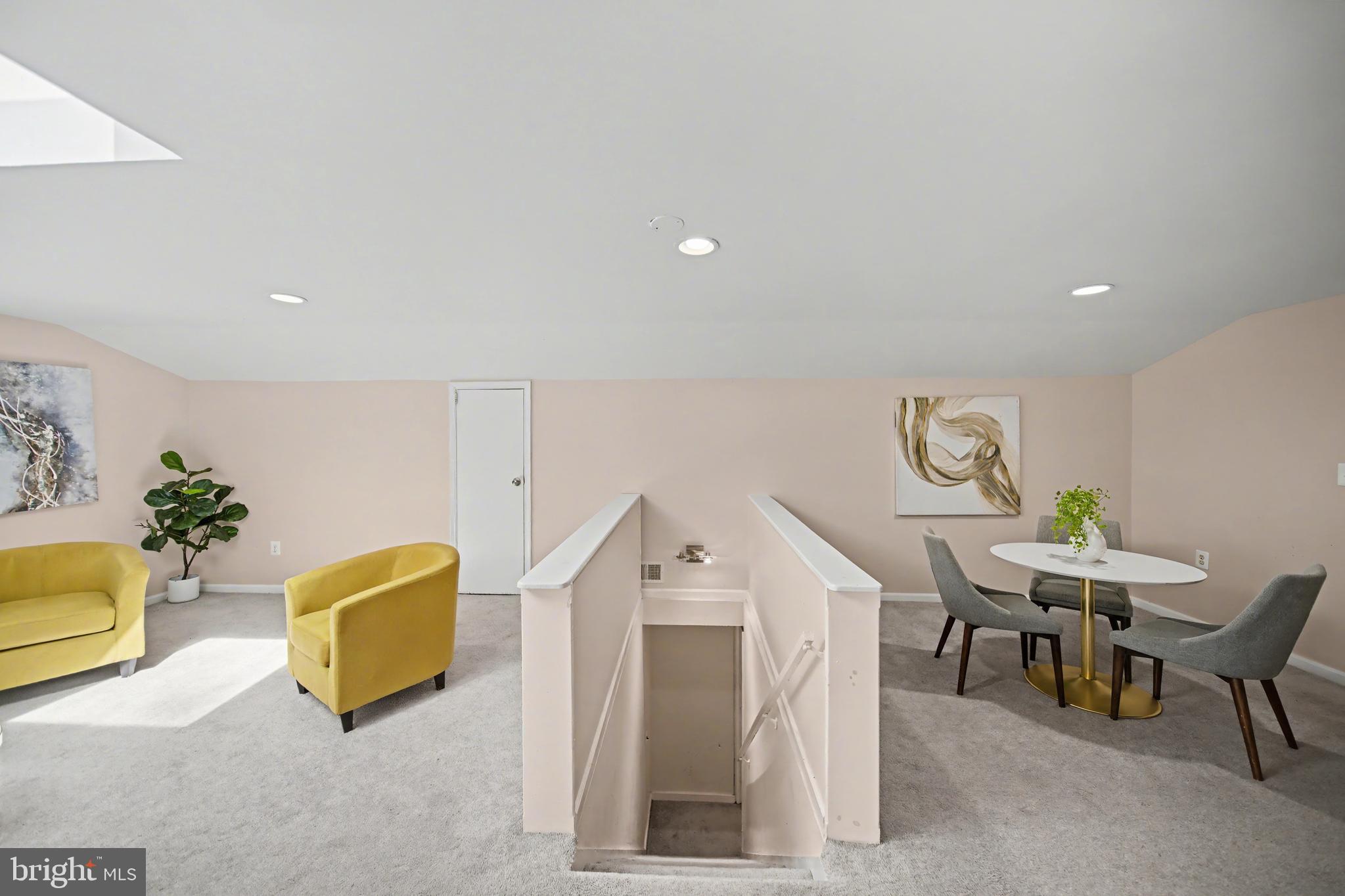 WILDWOOD MANOR - Residential