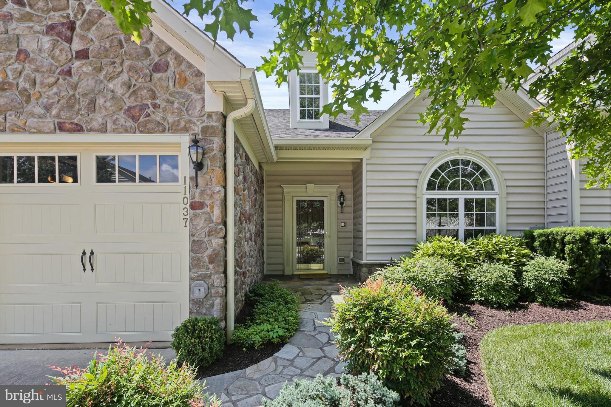 11037 DOXBERRY CIRCLE 15