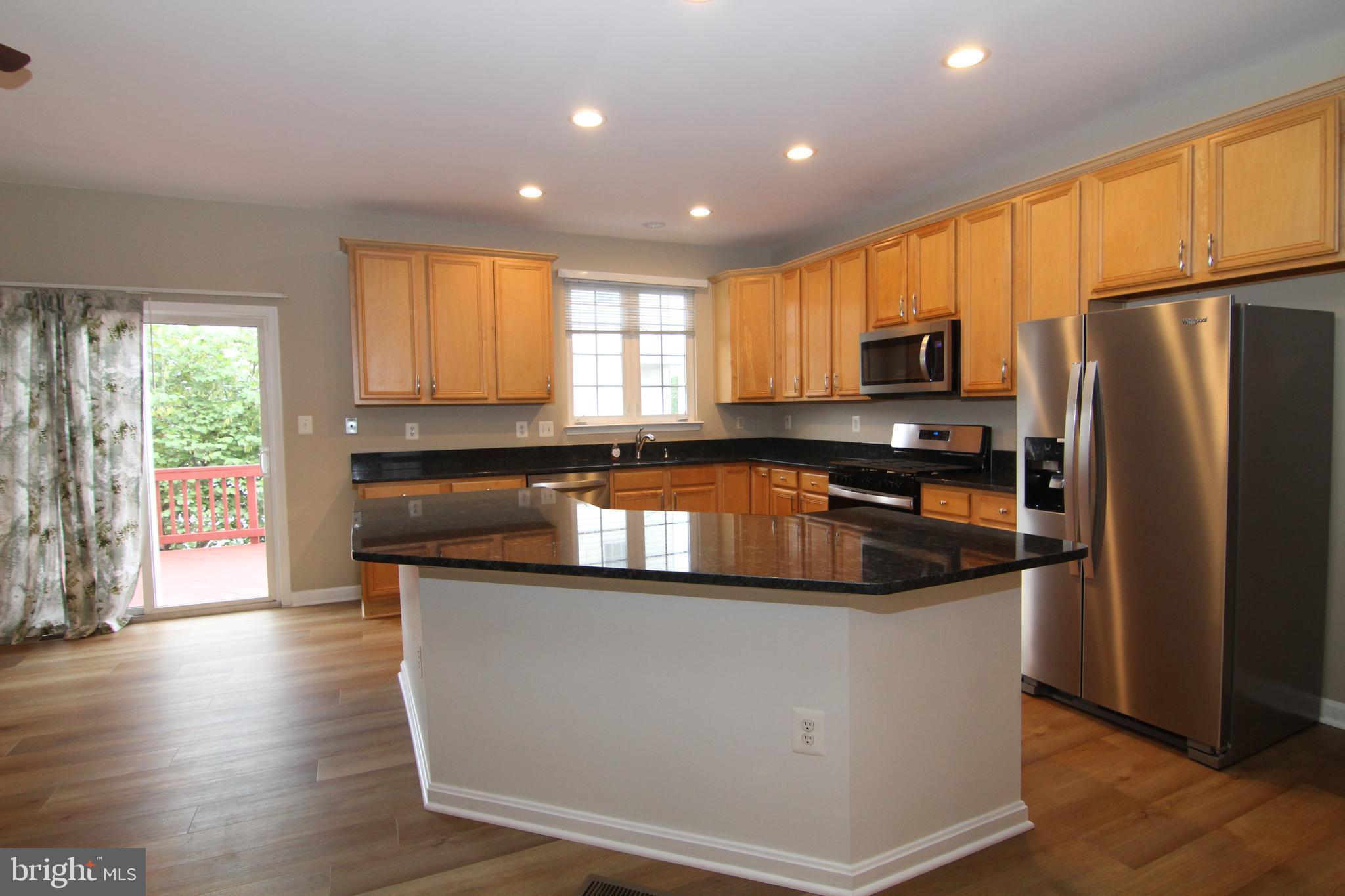 LOUDOUN PARKWAY CENTER - Residential Lease