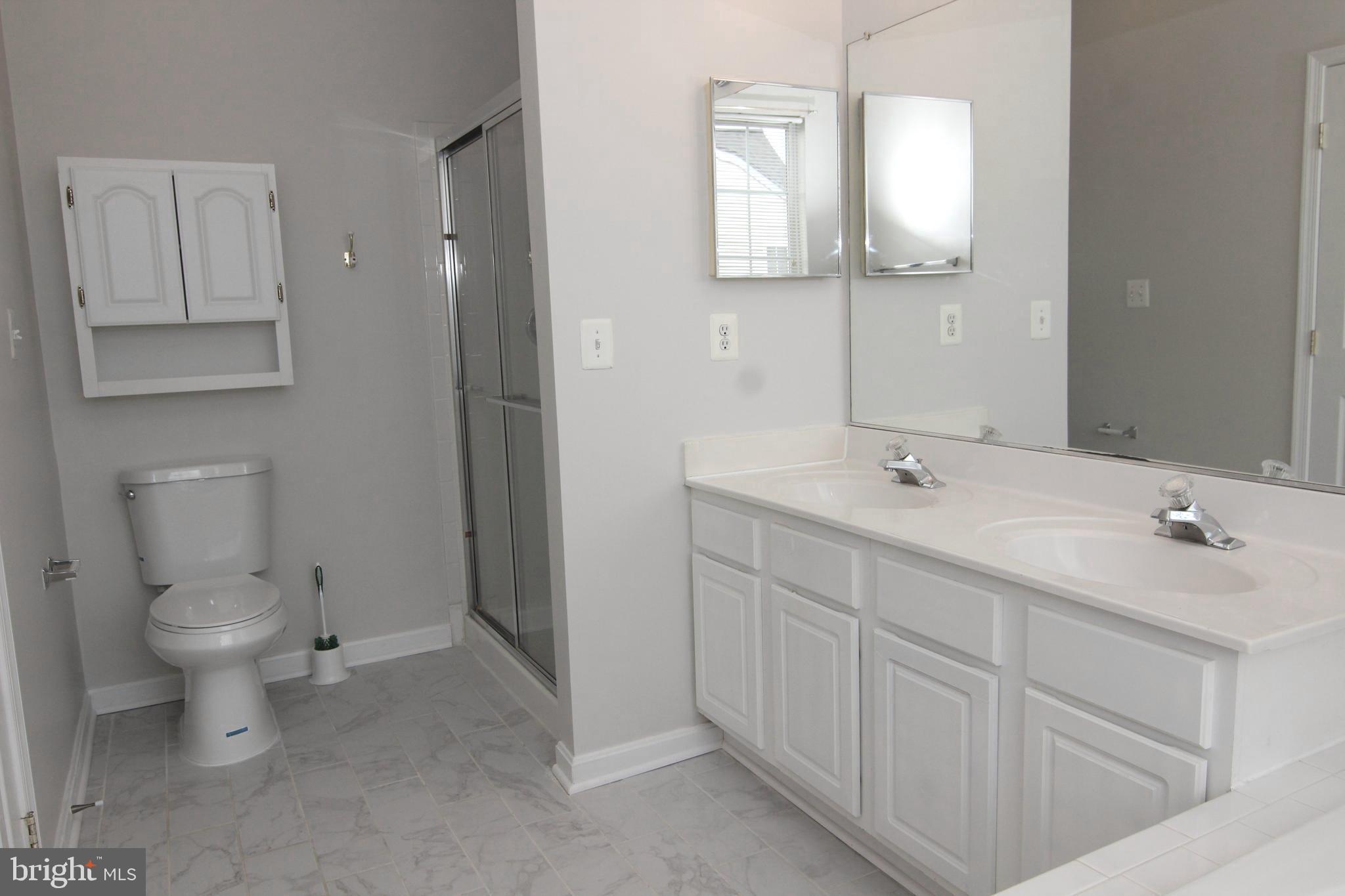 LOUDOUN PARKWAY CENTER - Residential Lease