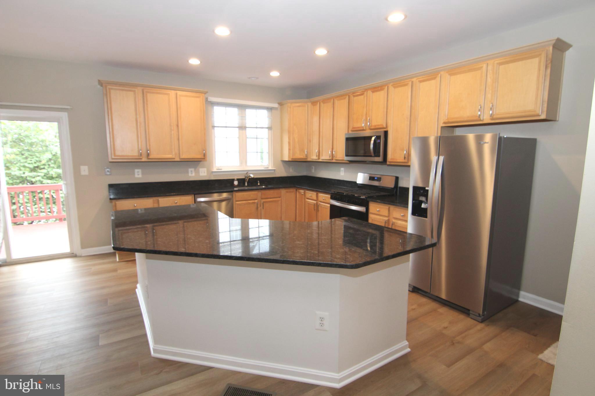 LOUDOUN PARKWAY CENTER - Residential Lease